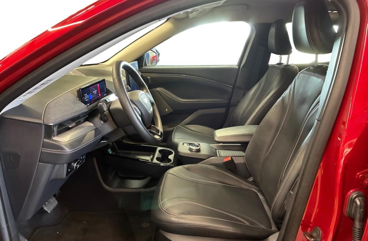 FORD Mustang Mach-E Premium