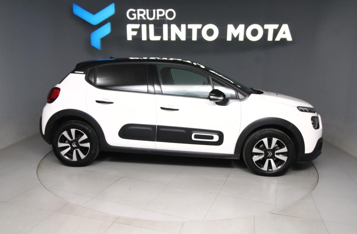 CITROEN C3 1.2 PureTech Shine EAT6