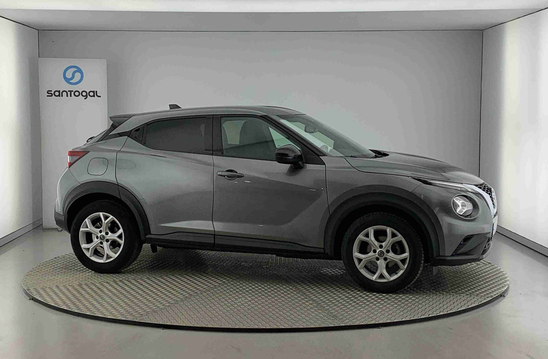 NISSAN Juke 1.0 DIG-T N-Connecta
