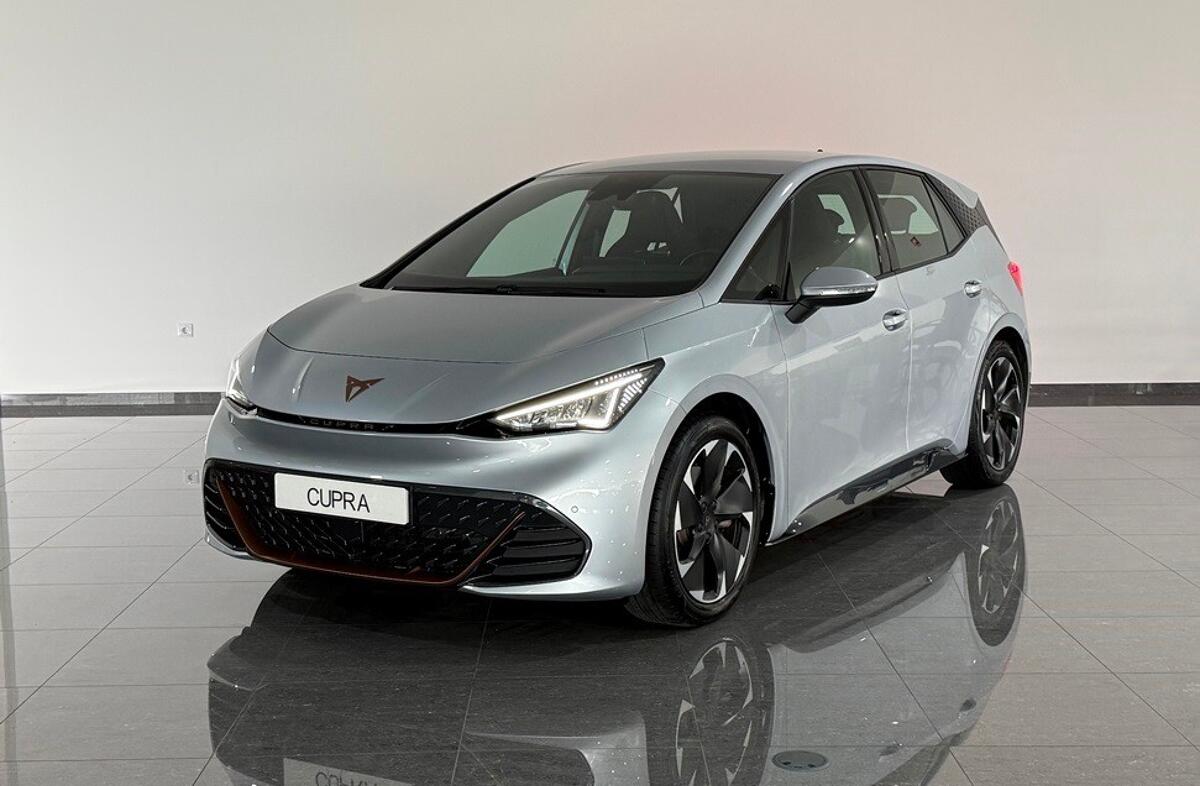 CUPRA Born 58 kWh e-Boost Plus