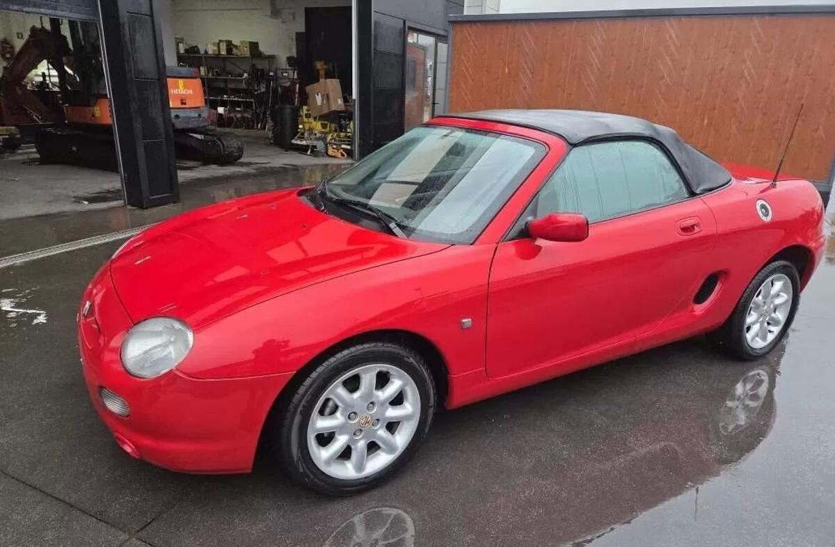 MG MGF 1.8