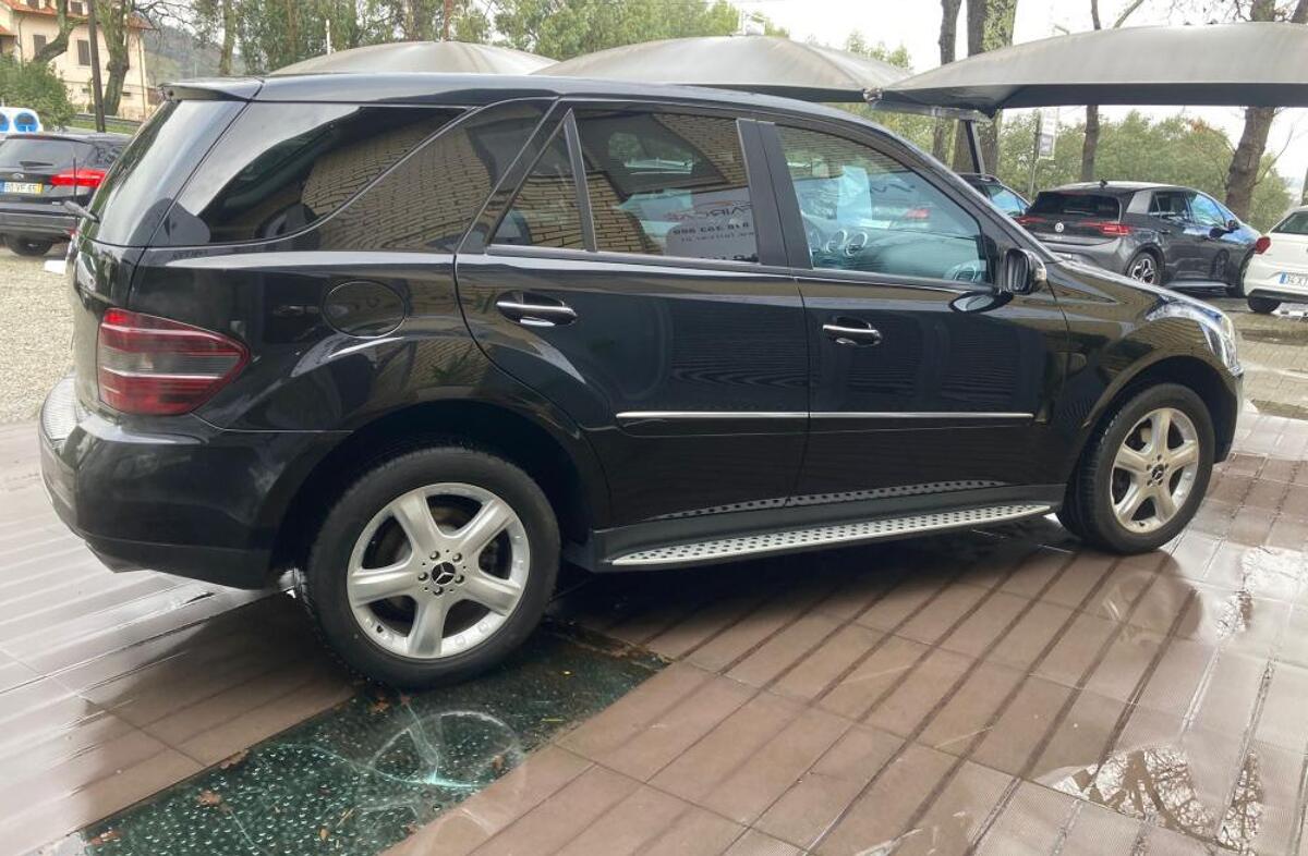 MERCEDES Classe M ML 320 CDi