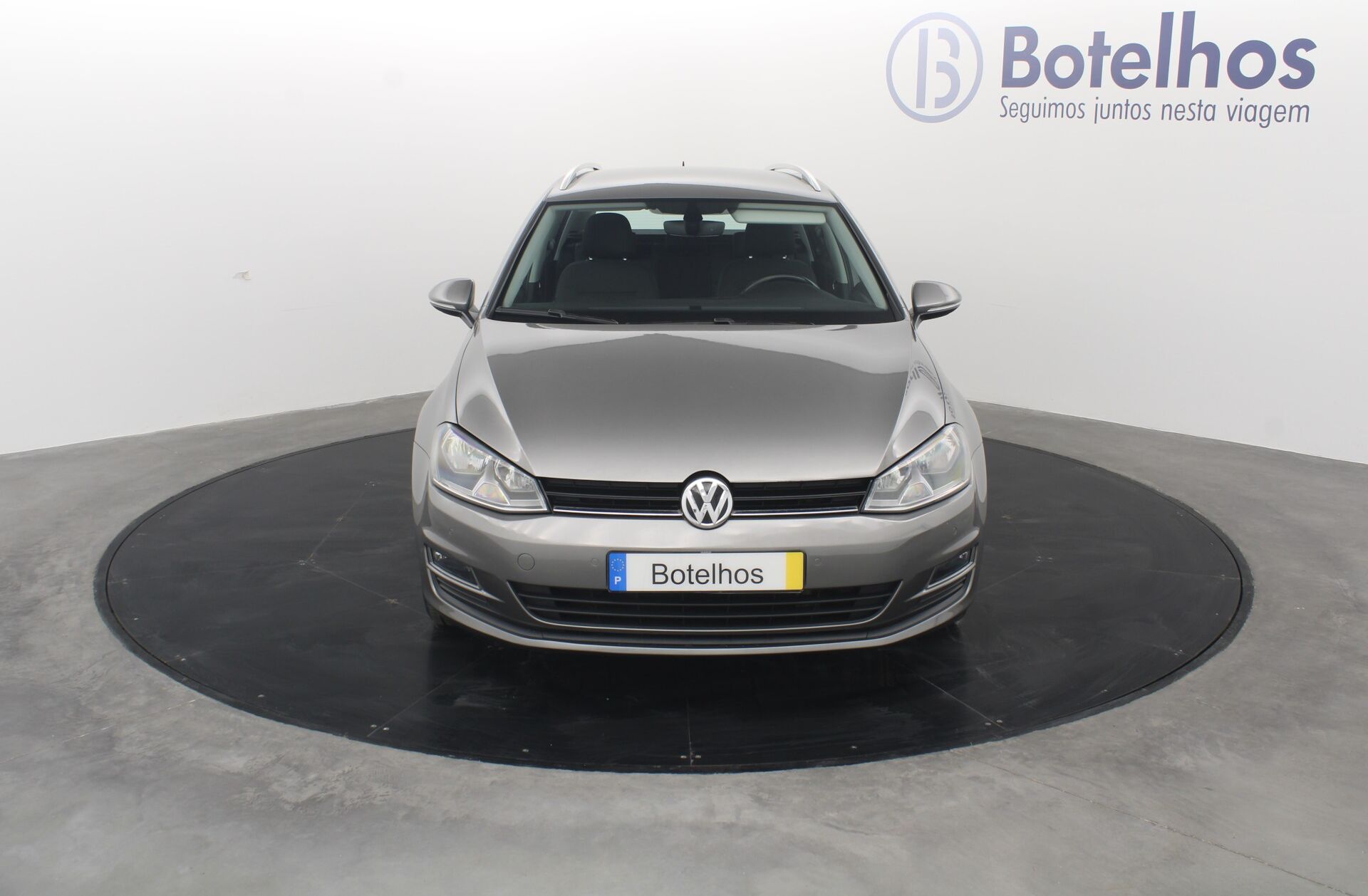 VOLKSWAGEN Golf 1.6 TDi Confortline