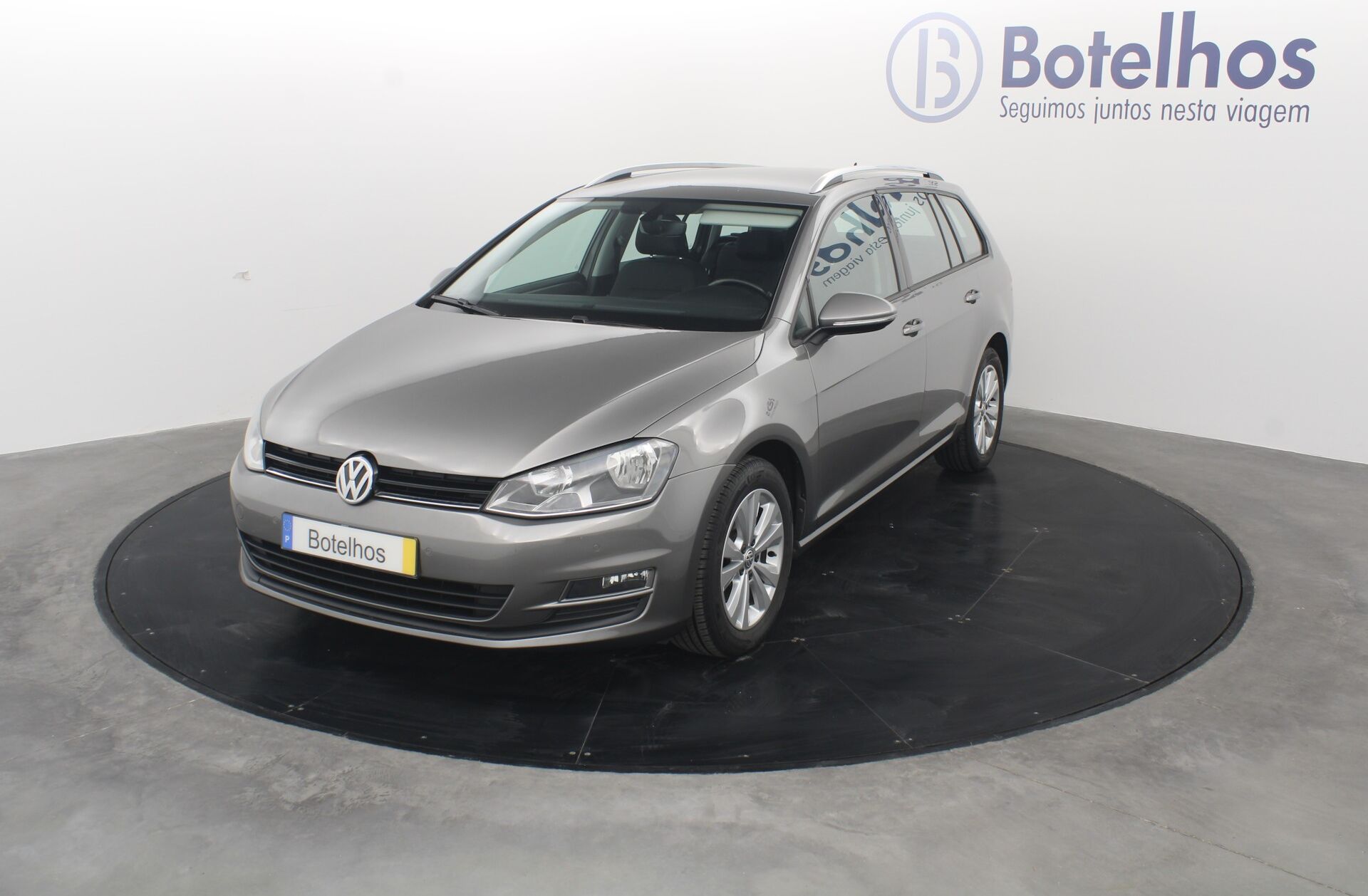 VOLKSWAGEN Golf 1.6 TDi Confortline