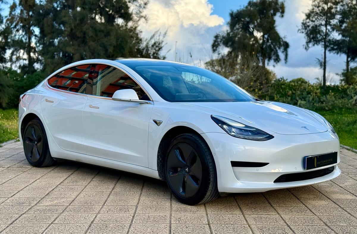 TESLA Model 3 Long Range Tração Integral
