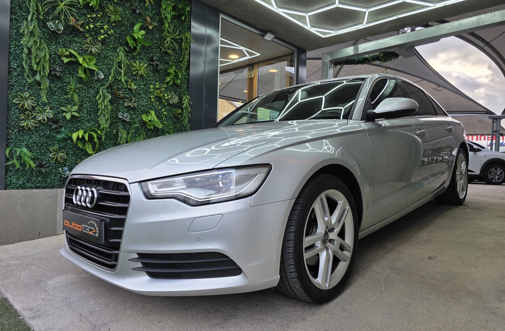 AUDI A6 2.0 TDi S-line Multitronic