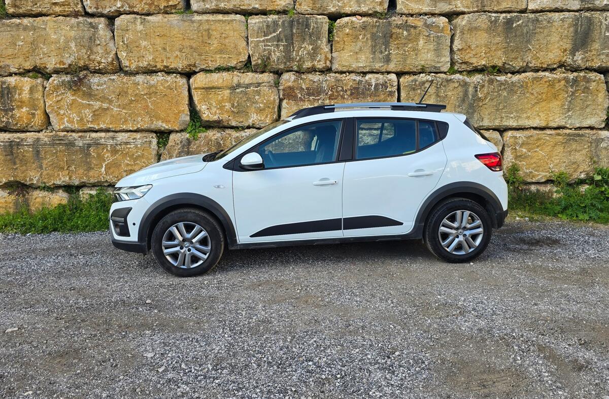 DACIA Sandero 1.0 TCe Stepway Essential