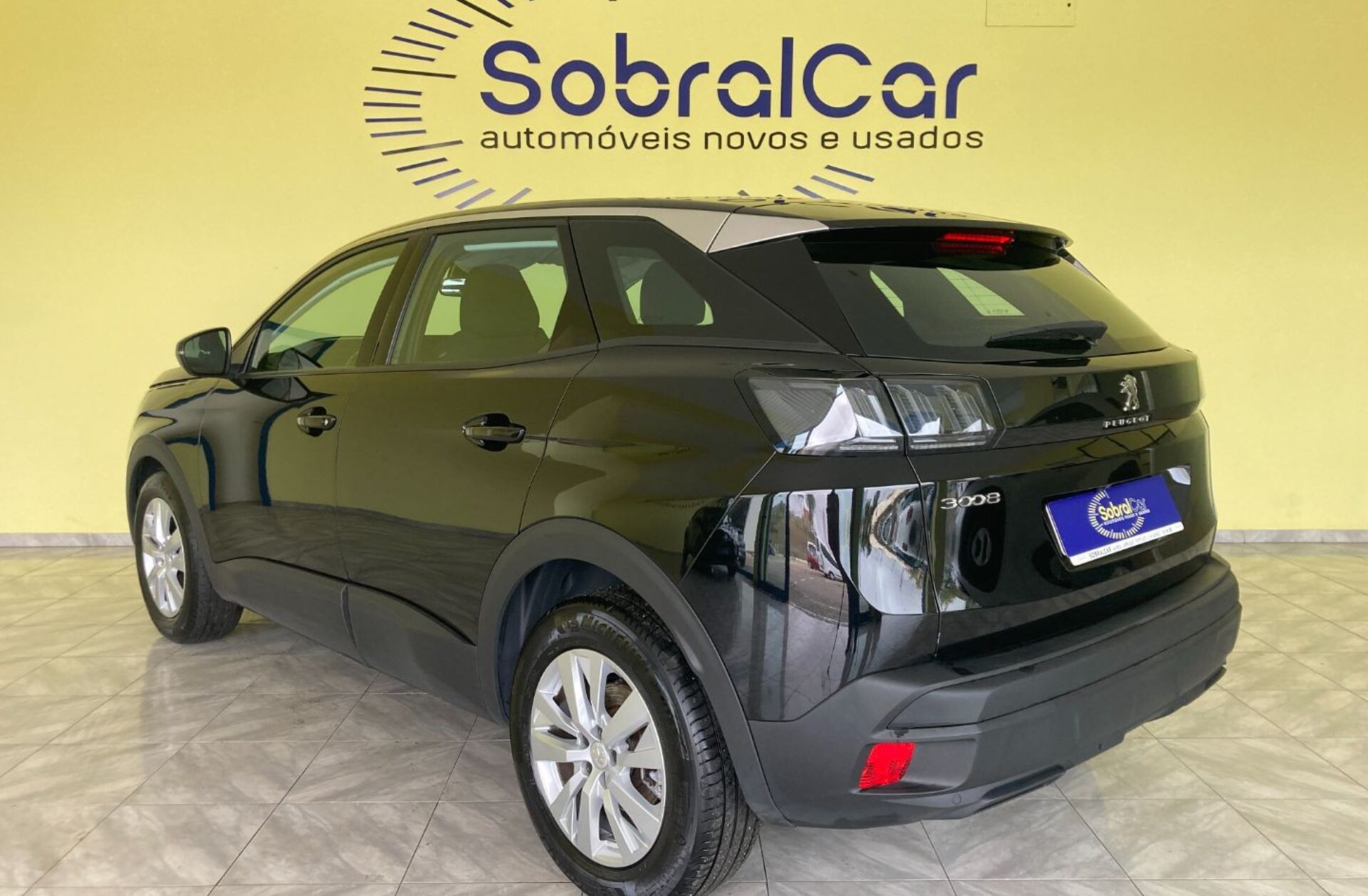 PEUGEOT 3008 1.5 BlueHDi Active Pack