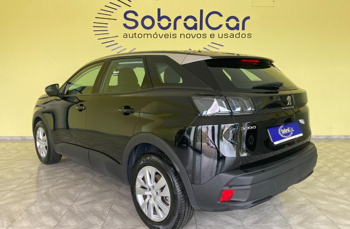 PEUGEOT 3008 1.5 BlueHDi Active Pack