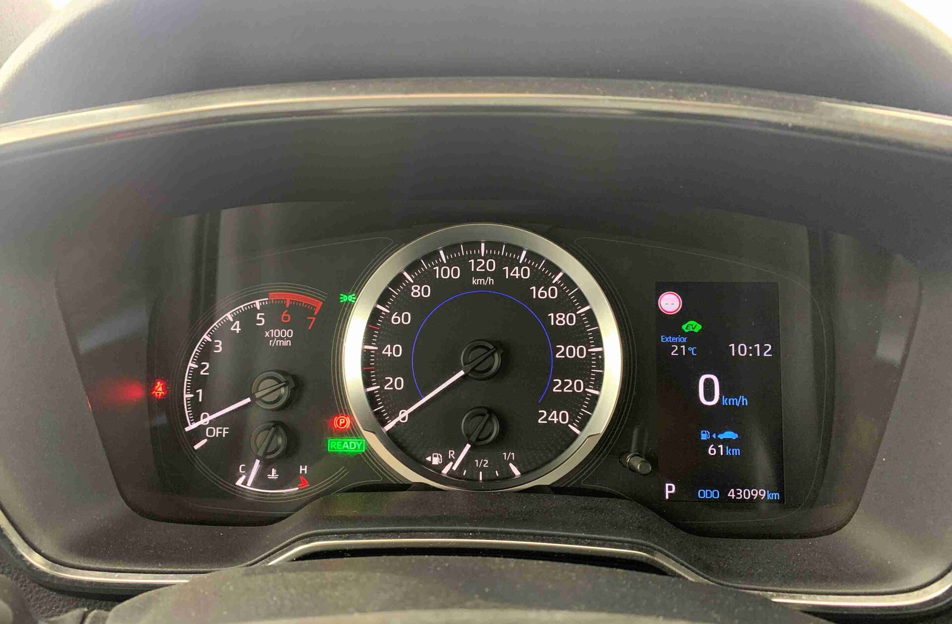 TOYOTA Corolla 1.8 Hybrid Comfort