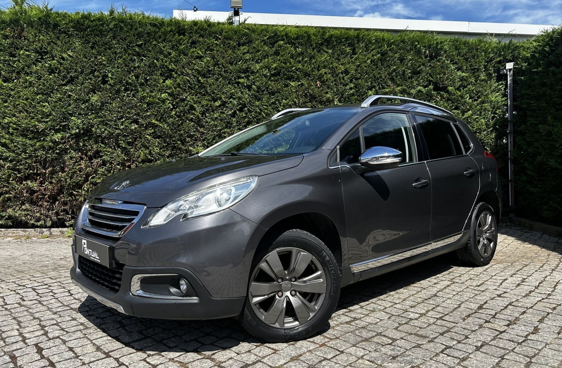 PEUGEOT 2008 1.6 e-HDi Allure