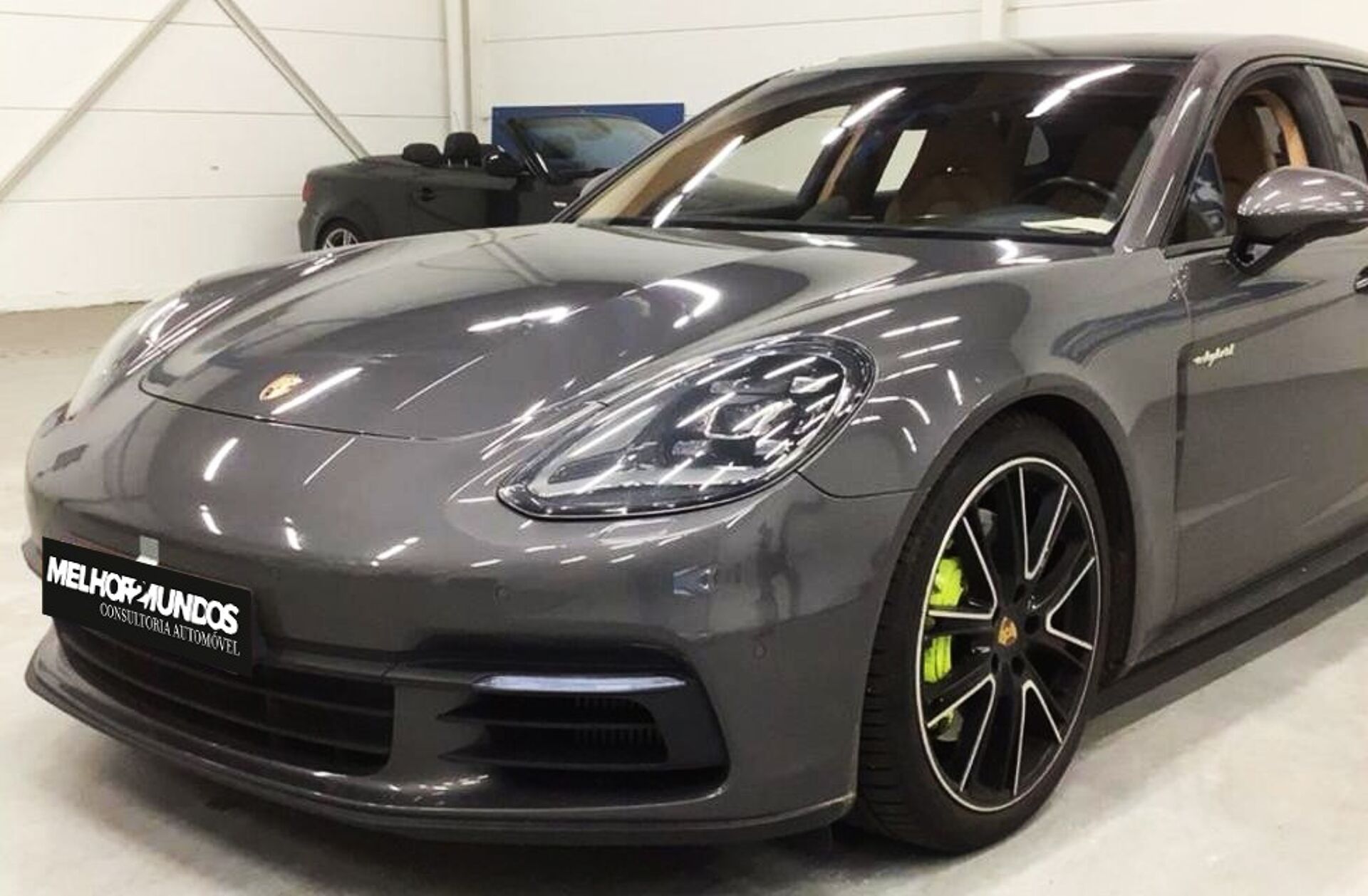 PORSCHE Panamera 4 E-Hybrid