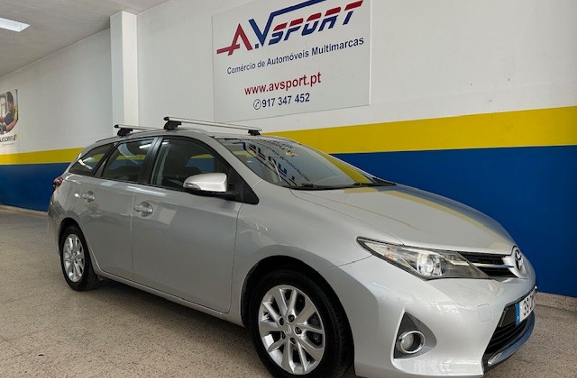 TOYOTA Auris 1.33 VVT-i Exclusive+Navi