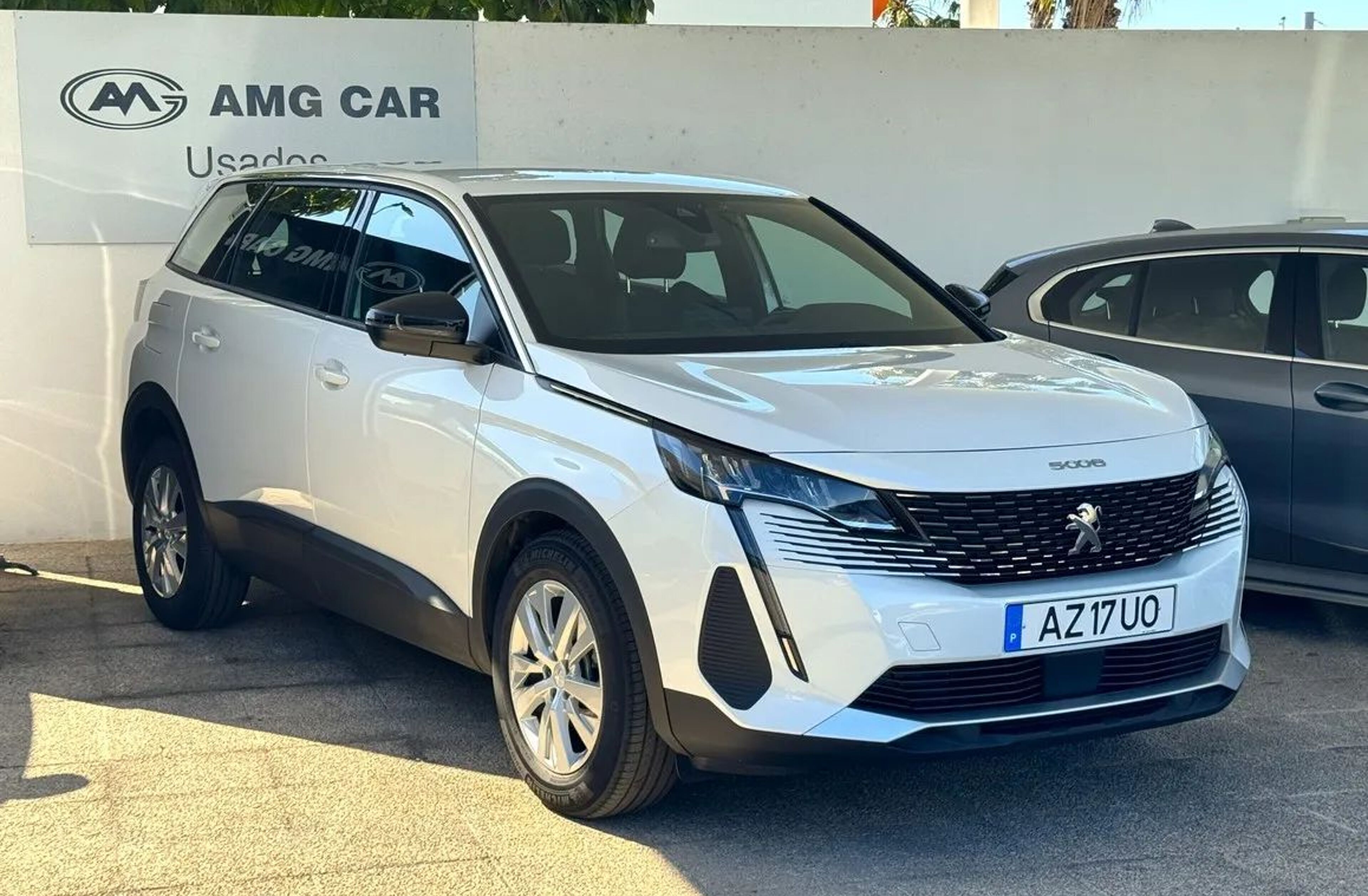 PEUGEOT 5008 1.2 PureTech Active Pack