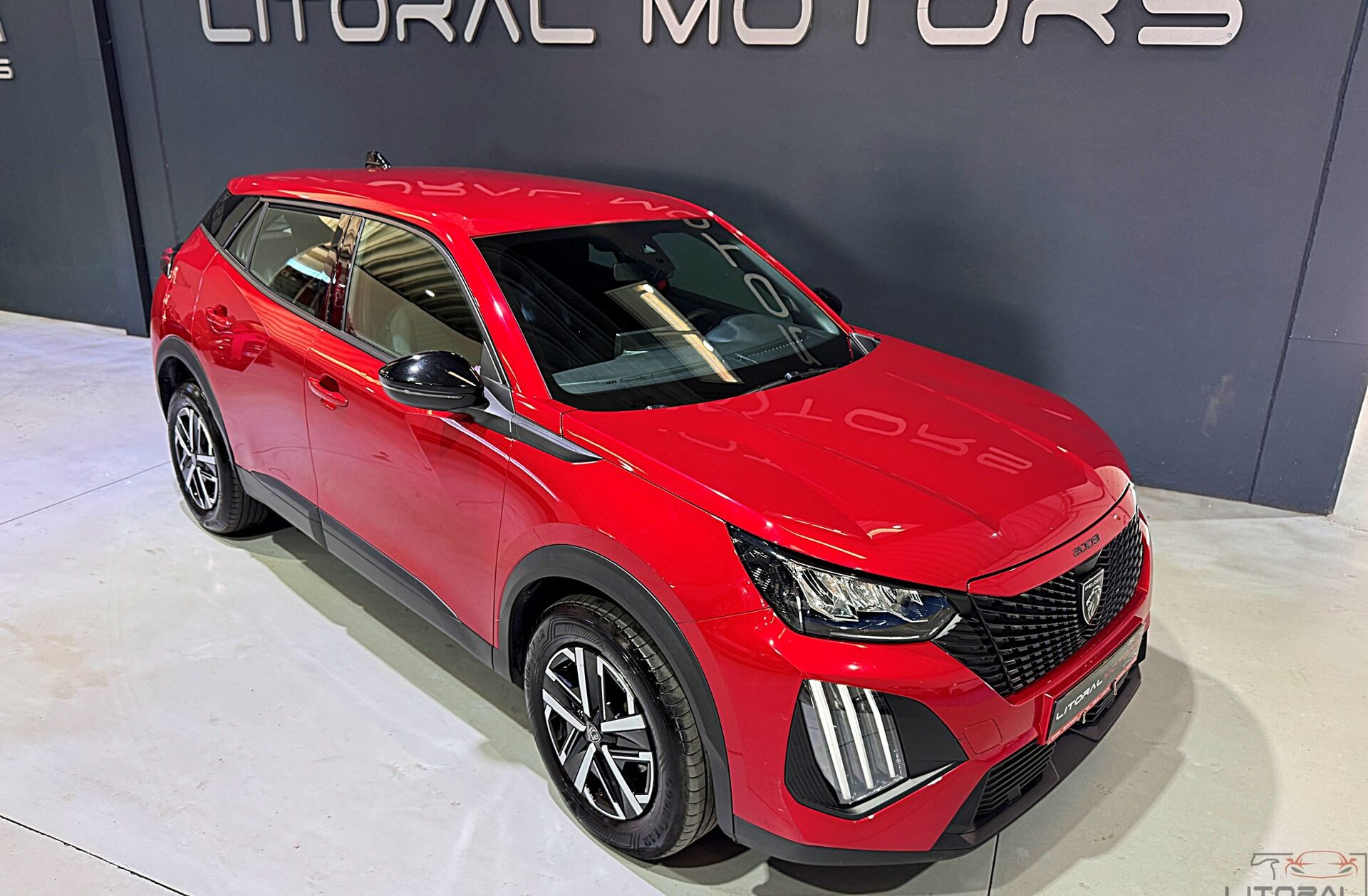 PEUGEOT 2008 1.2 PureTech SE Style