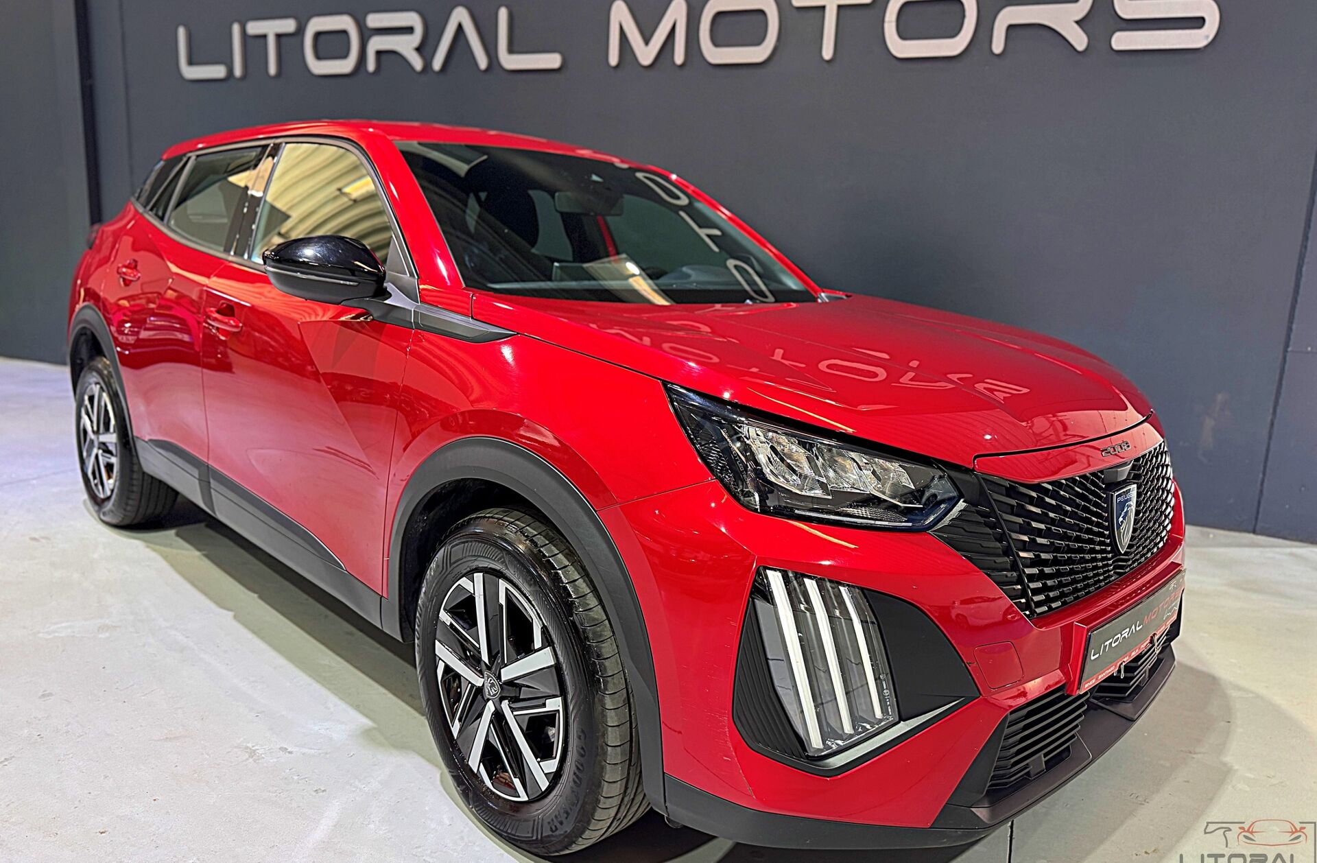 PEUGEOT 2008 1.2 PureTech SE Style