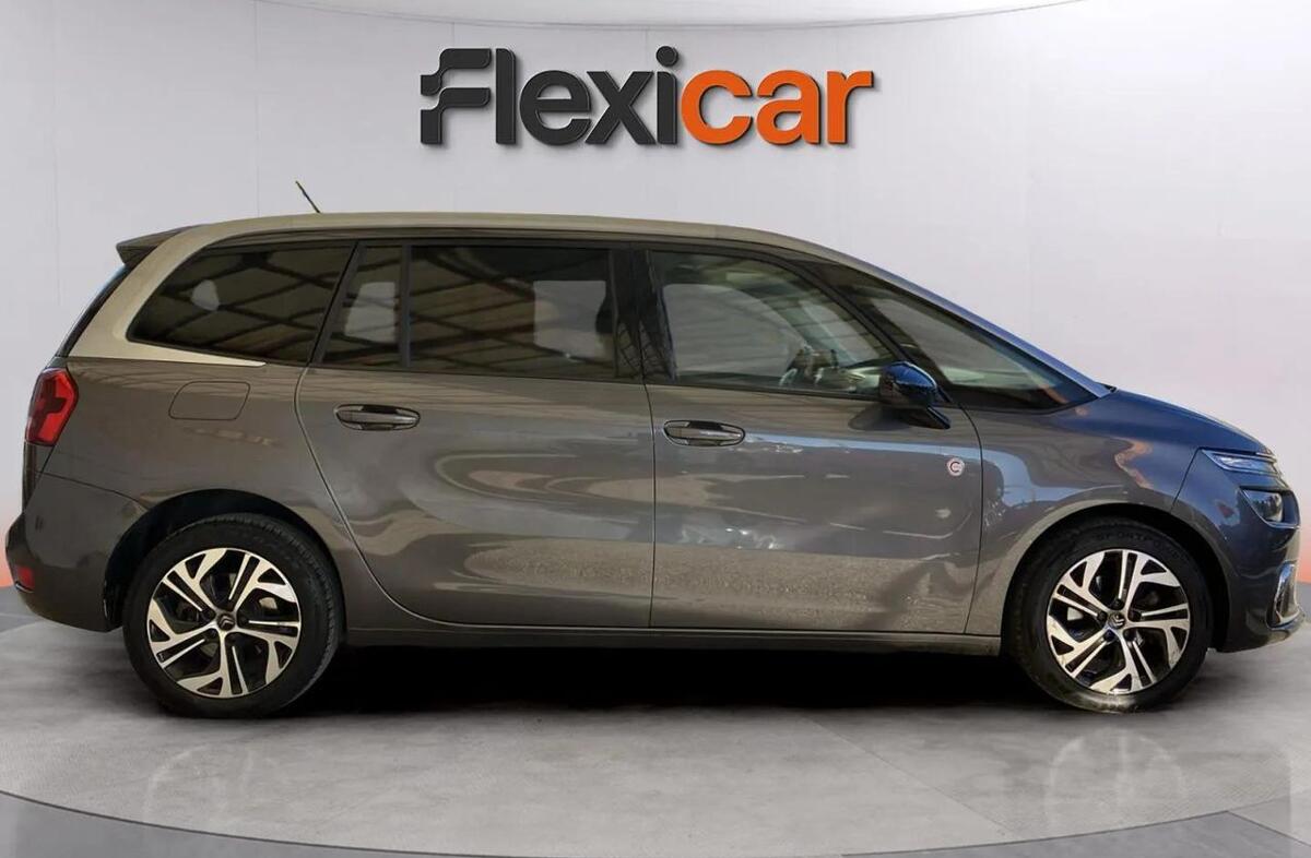 CITROEN C4 1.5 BlueHDi Shine EAT8