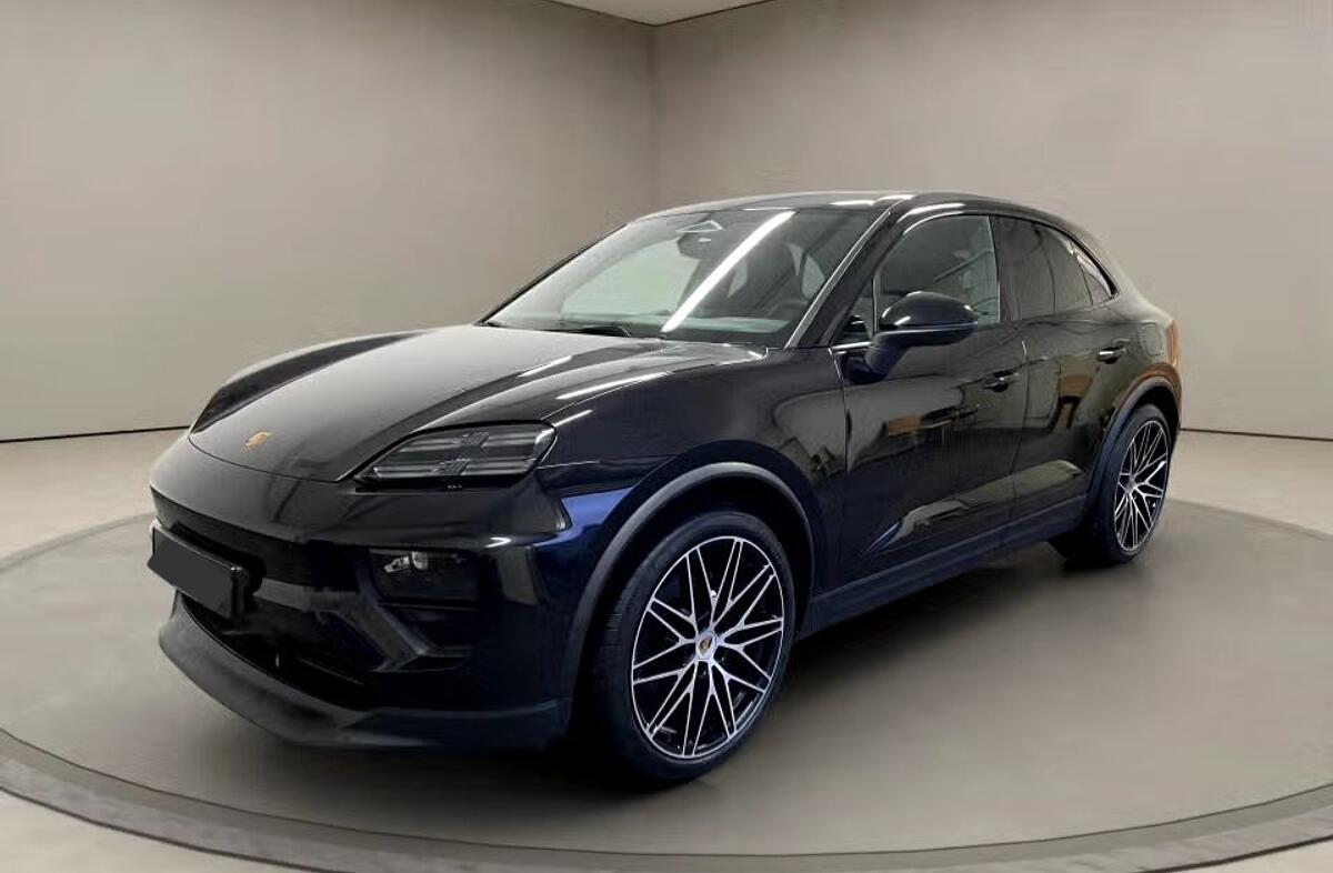 PORSCHE Macan Macan