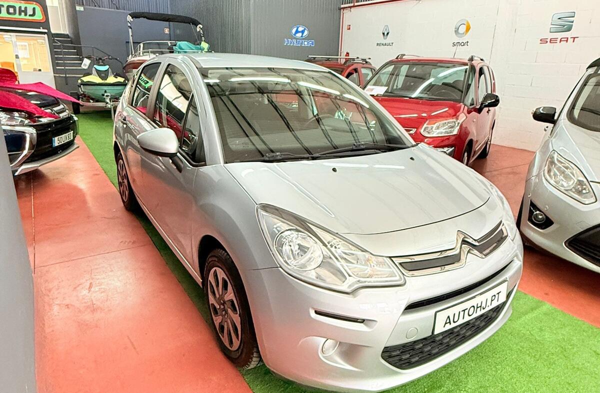 CITROEN C3 1.0 VTi Attraction