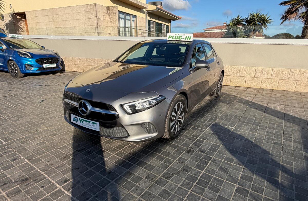 MERCEDES Classe A A 250 e Style Plus
