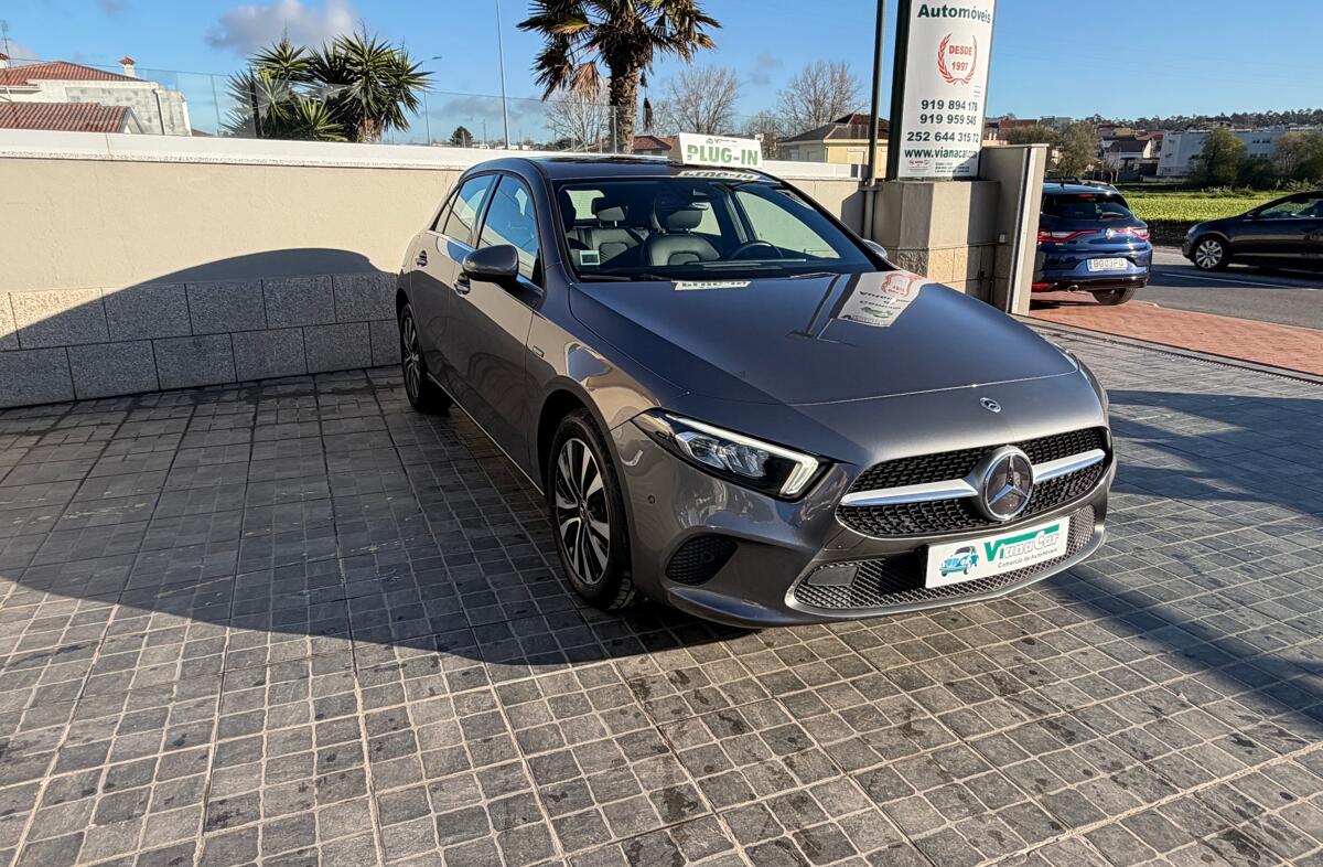 MERCEDES Classe A A 250 e Style Plus