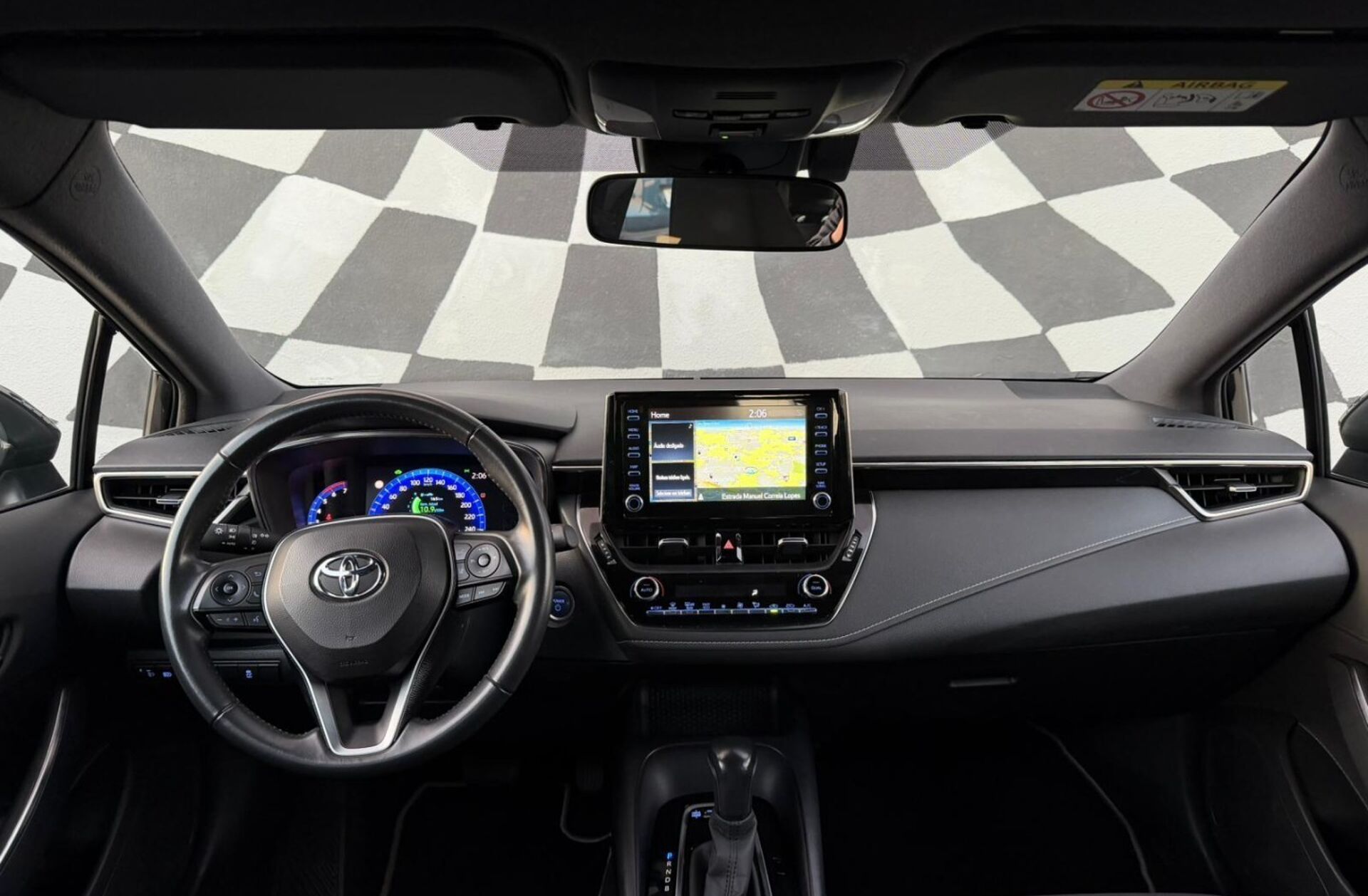 TOYOTA Corolla 1.8 Hybrid Comfort