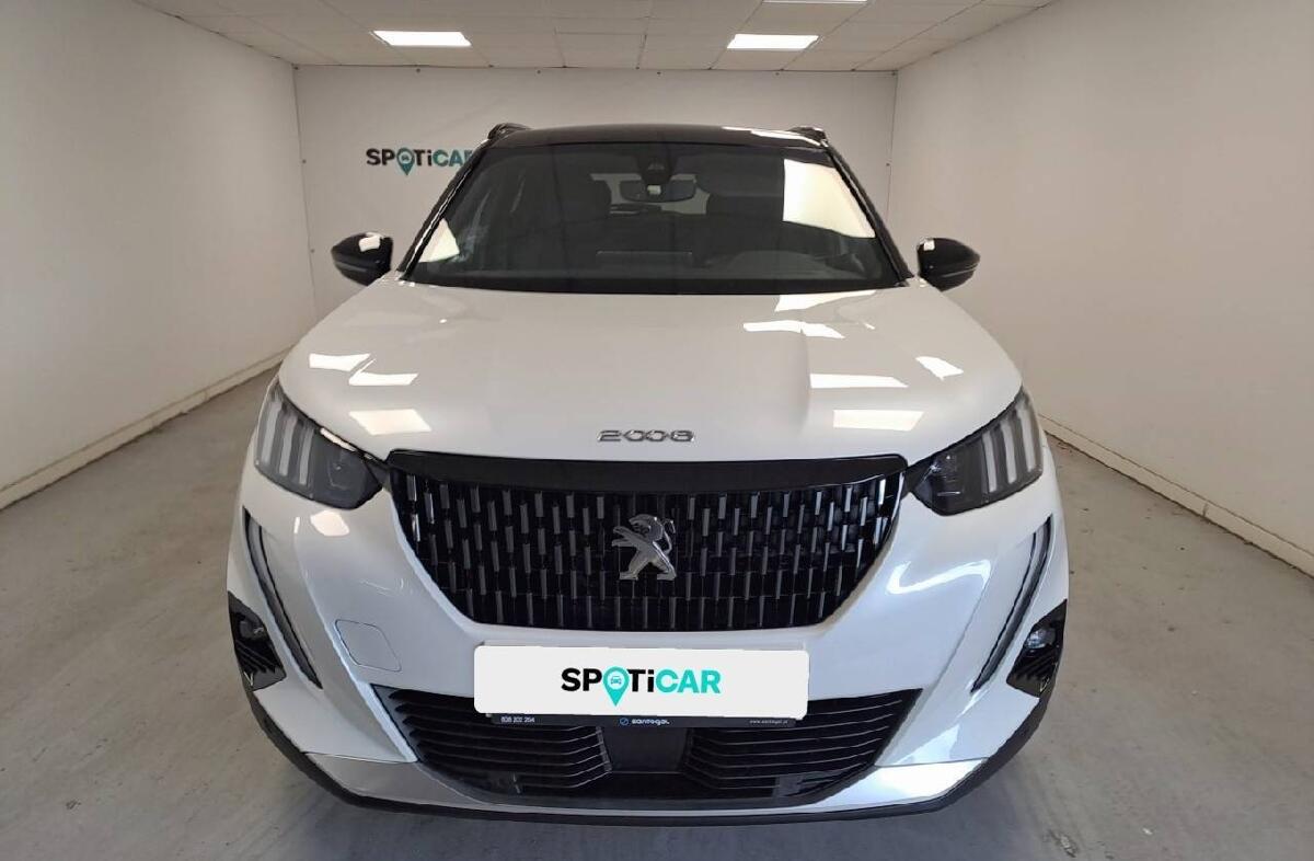PEUGEOT 2008 1.2 PureTech GT EAT8