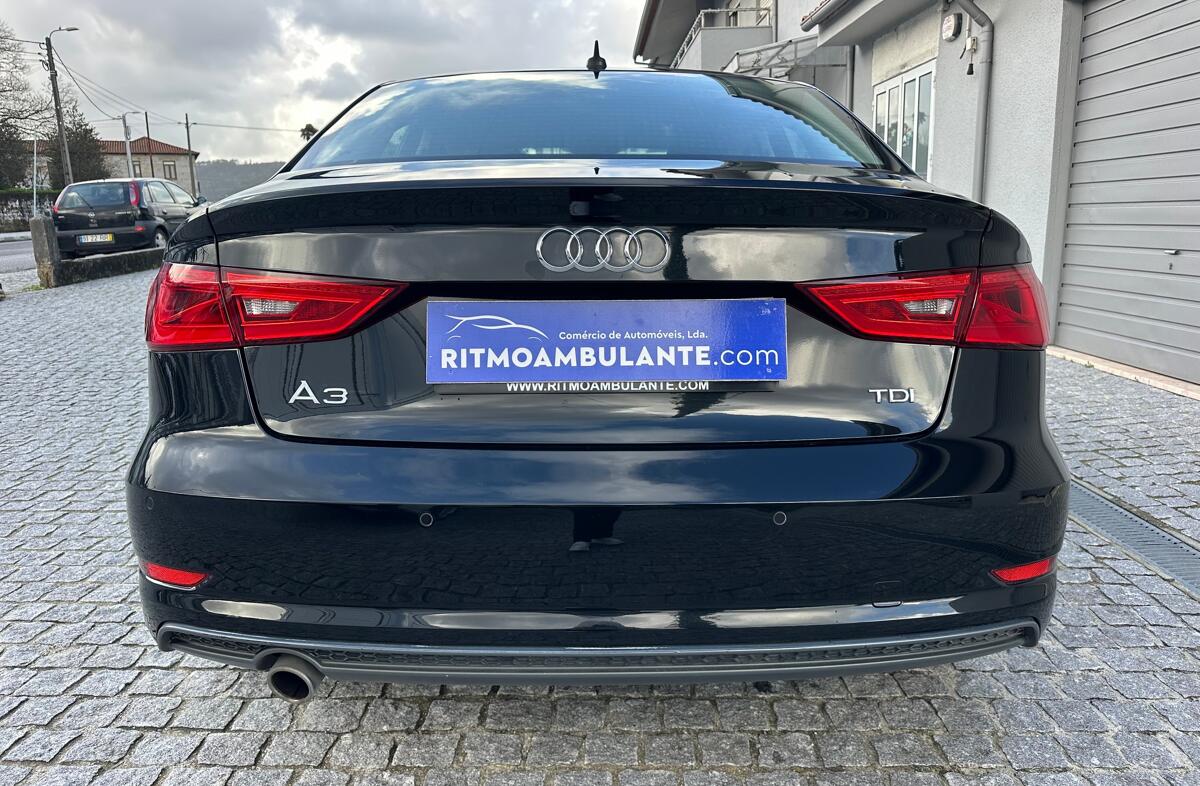 AUDI A3 1.6 TDI S-line