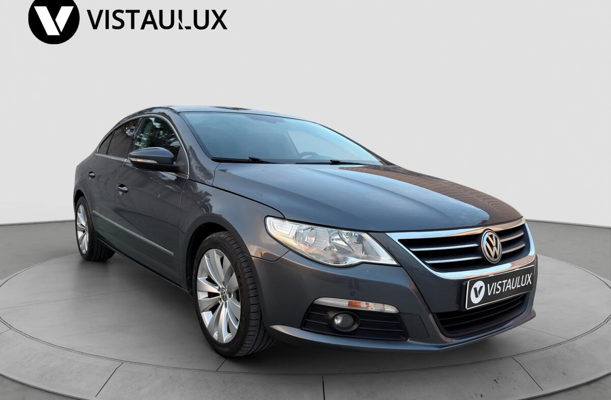 VOLKSWAGEN Passat CC 2.0 TDi