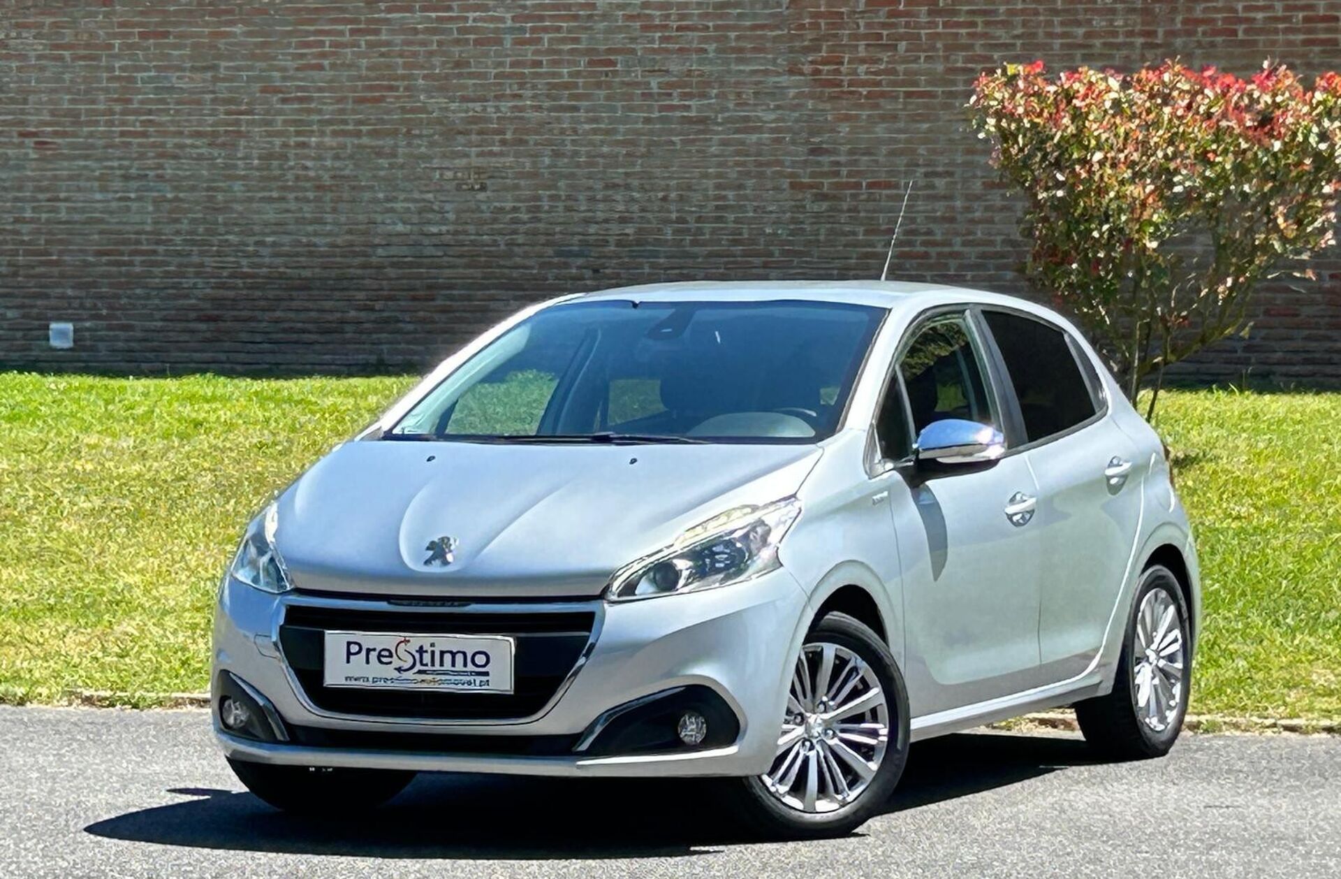PEUGEOT 208 1.2 PureTech Style