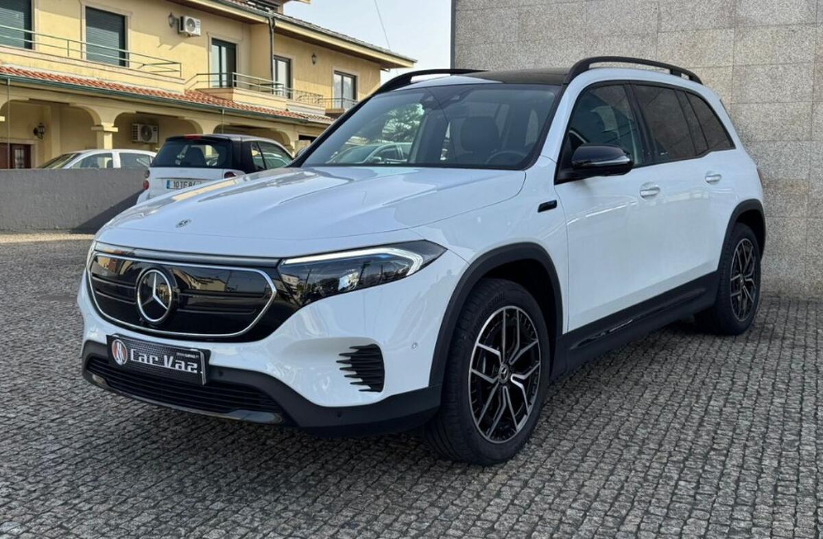MERCEDES EQB 250 Progressive