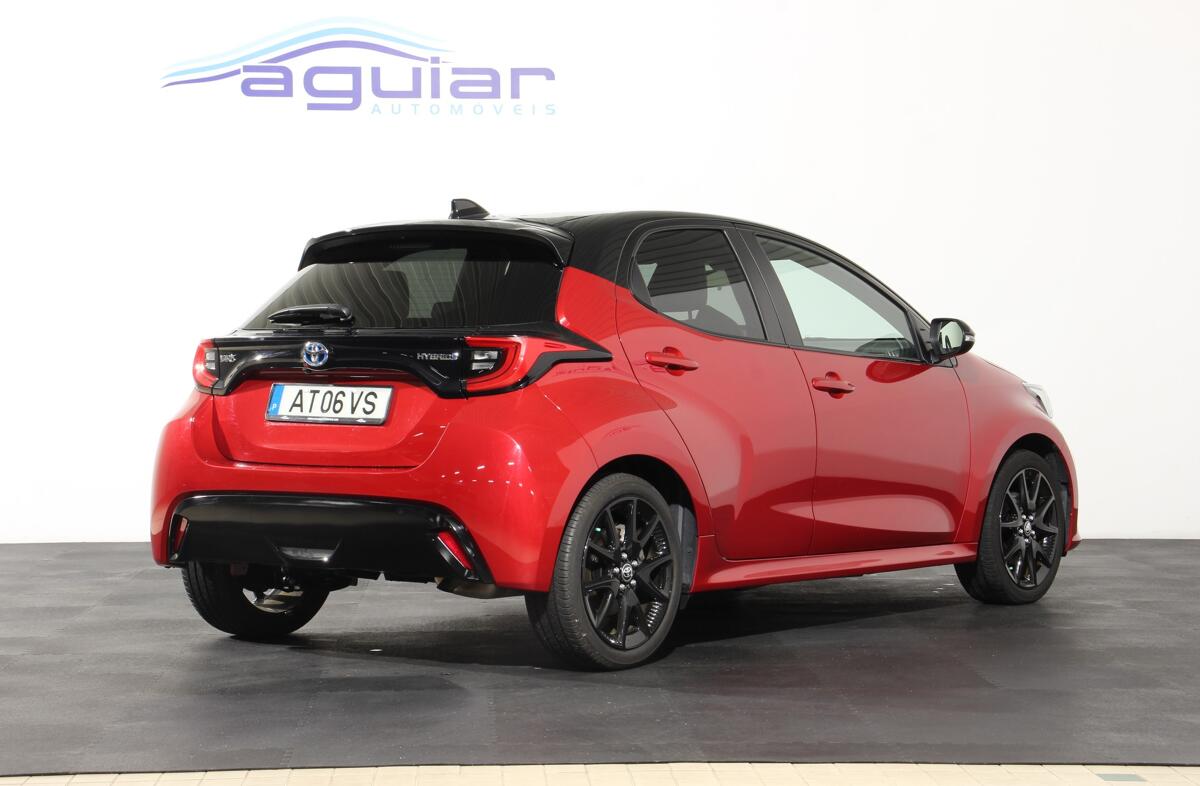 TOYOTA Yaris 1.5 HDF Square Collection