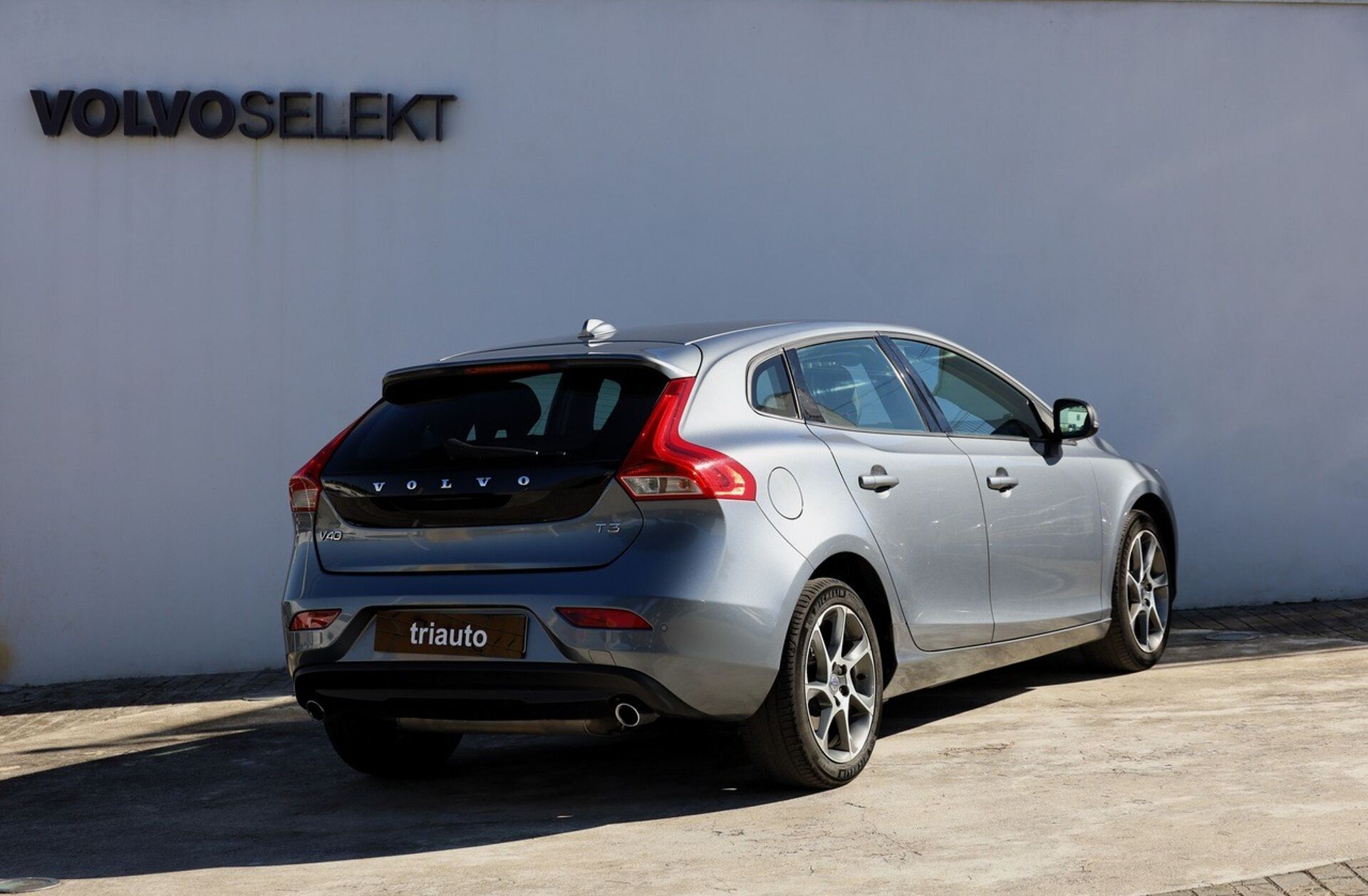 VOLVO V40 1.5 T3 Sport Edition Plus Geartronic