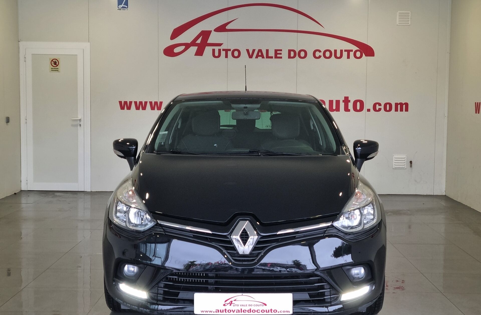 RENAULT Clio 0.9 TCe Limited Edition