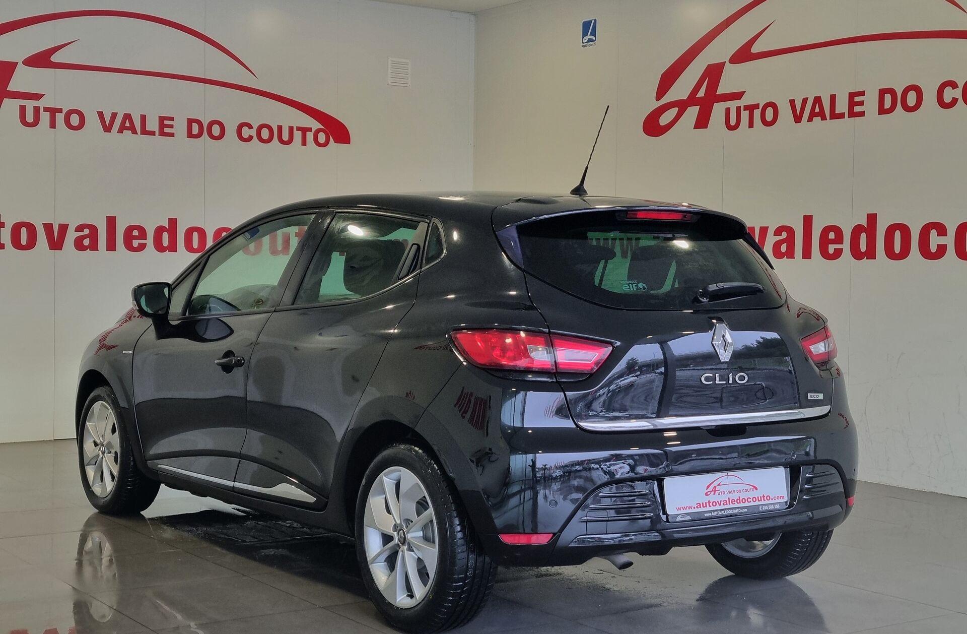 RENAULT Clio 0.9 TCe Limited Edition