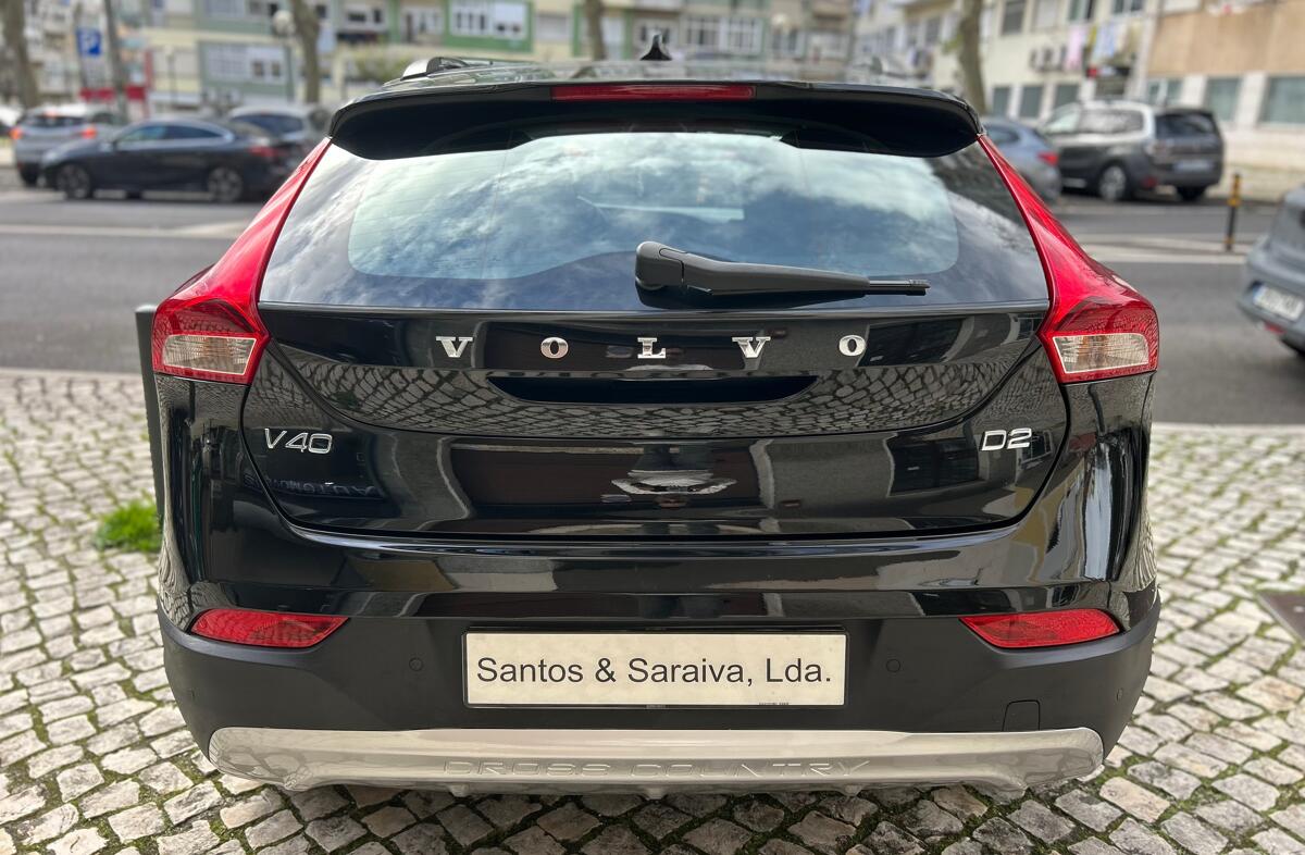 VOLVO V40 CC 2.0 D2 Pro