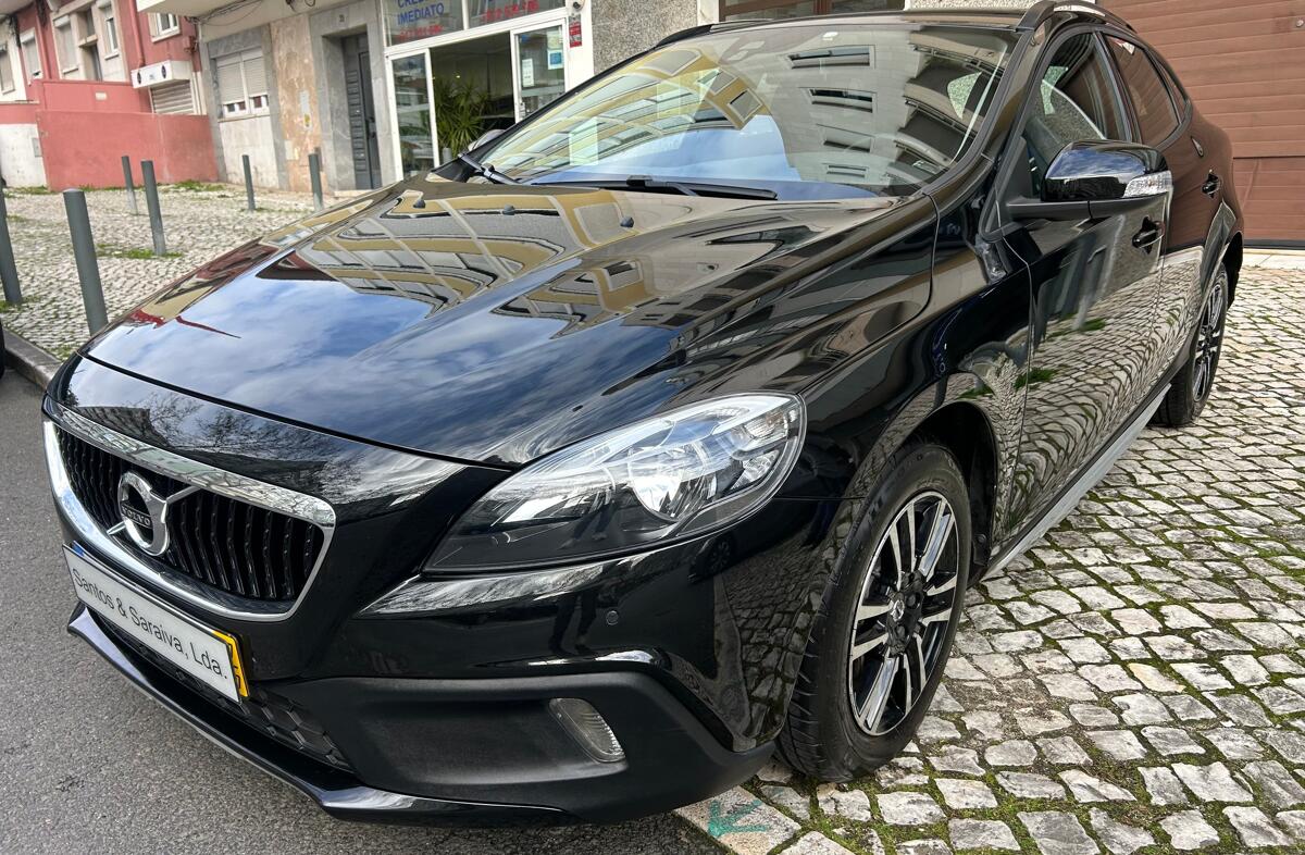 VOLVO V40 CC 2.0 D2 Pro