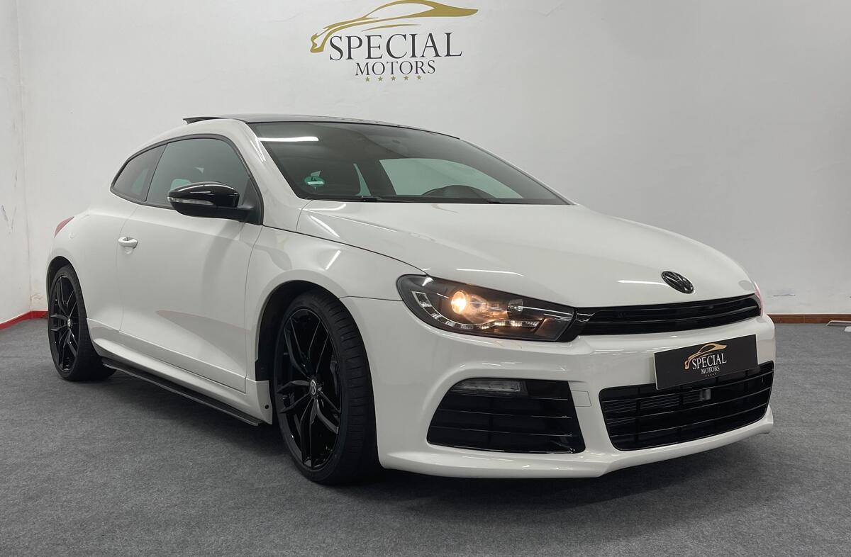 VOLKSWAGEN Scirocco 2.0 TFSi Sport DSG