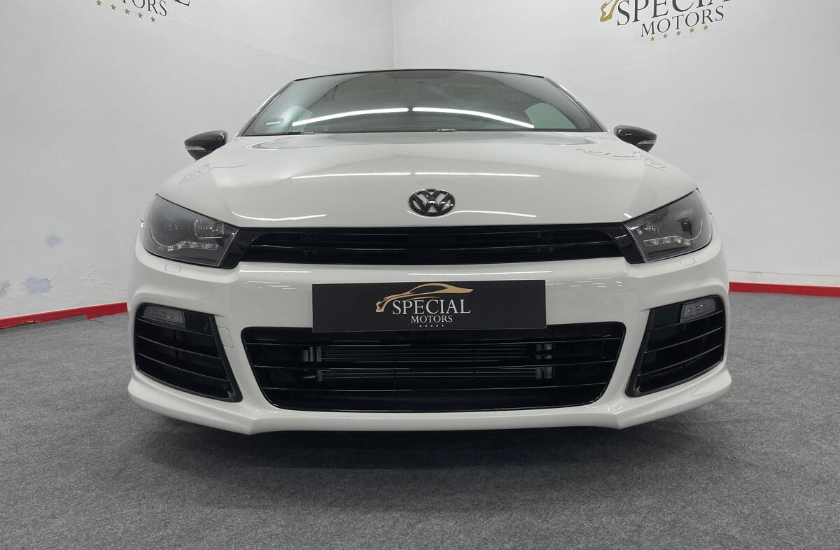 VOLKSWAGEN Scirocco 2.0 TFSi Sport DSG
