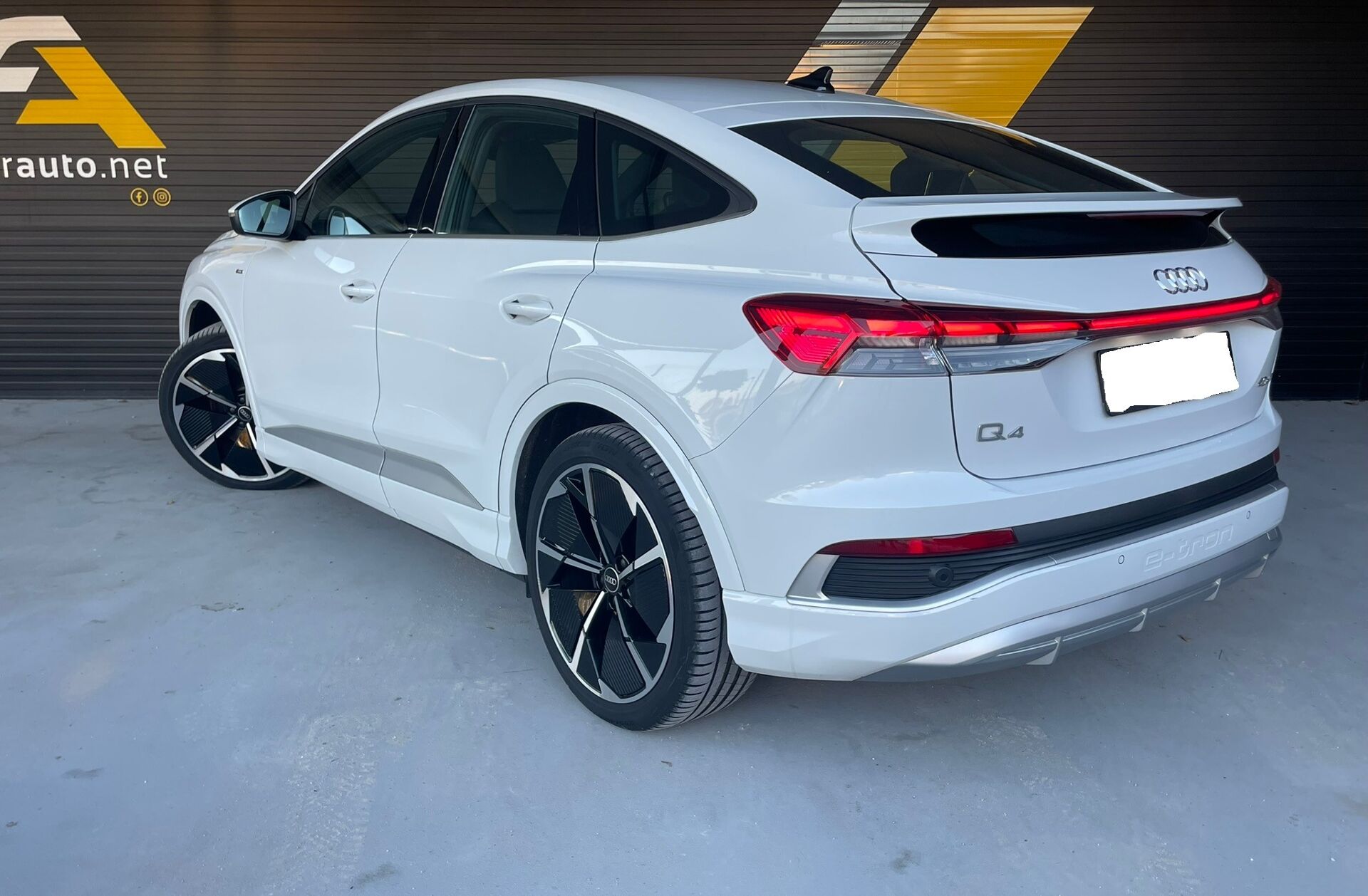 AUDI e-tron 50 quattro S line