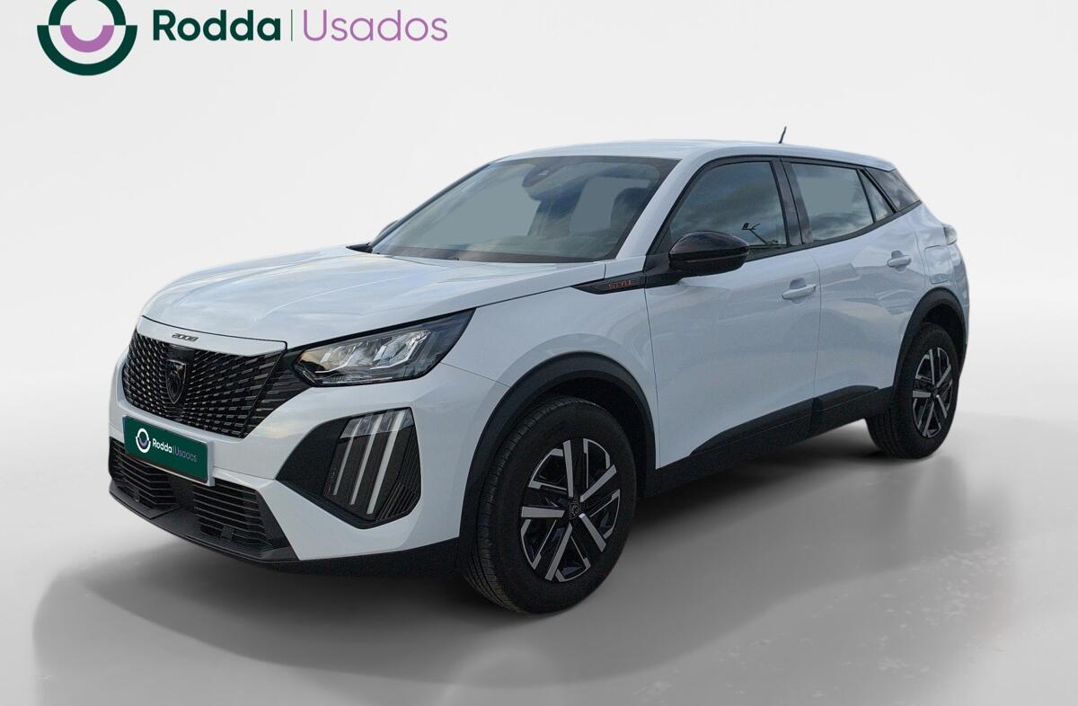 PEUGEOT 2008 1.2 PureTech Style