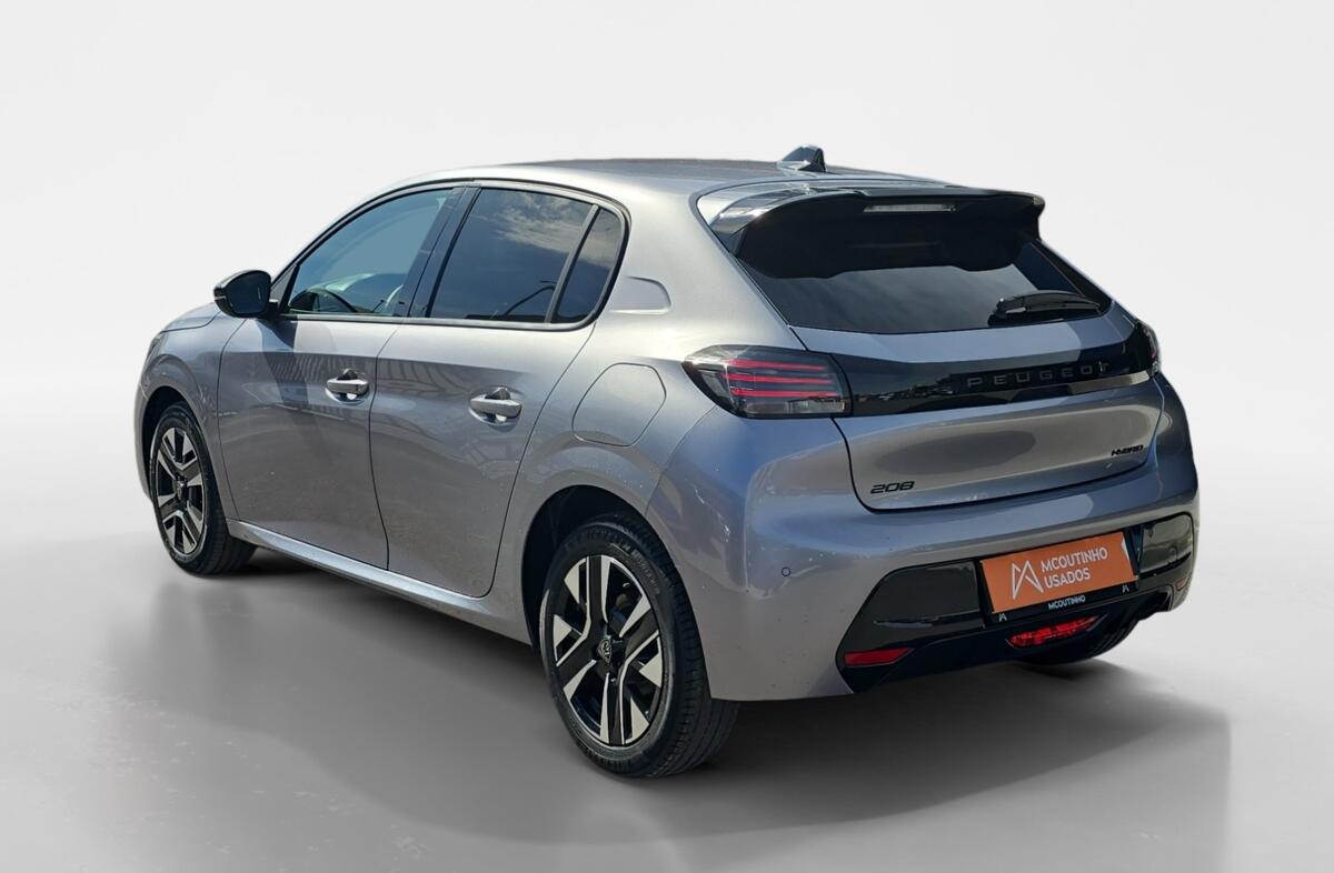 PEUGEOT 208 1.2 Hybrid Allure e-DCS6
