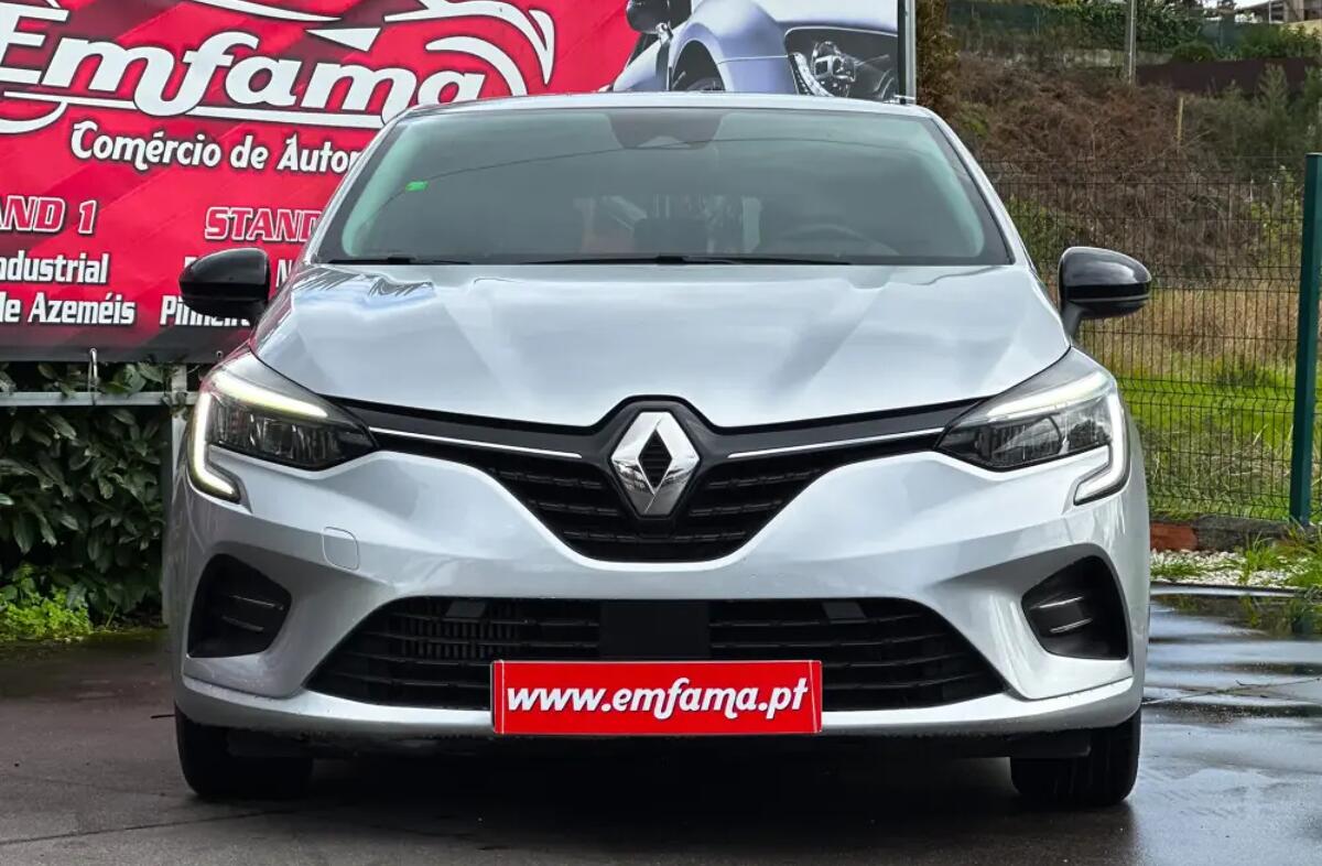 RENAULT Clio 1.0 TCe Techno