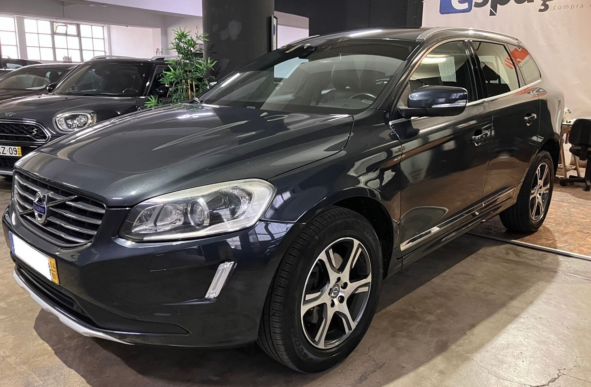 VOLVO XC60 2.0 D4 Summum