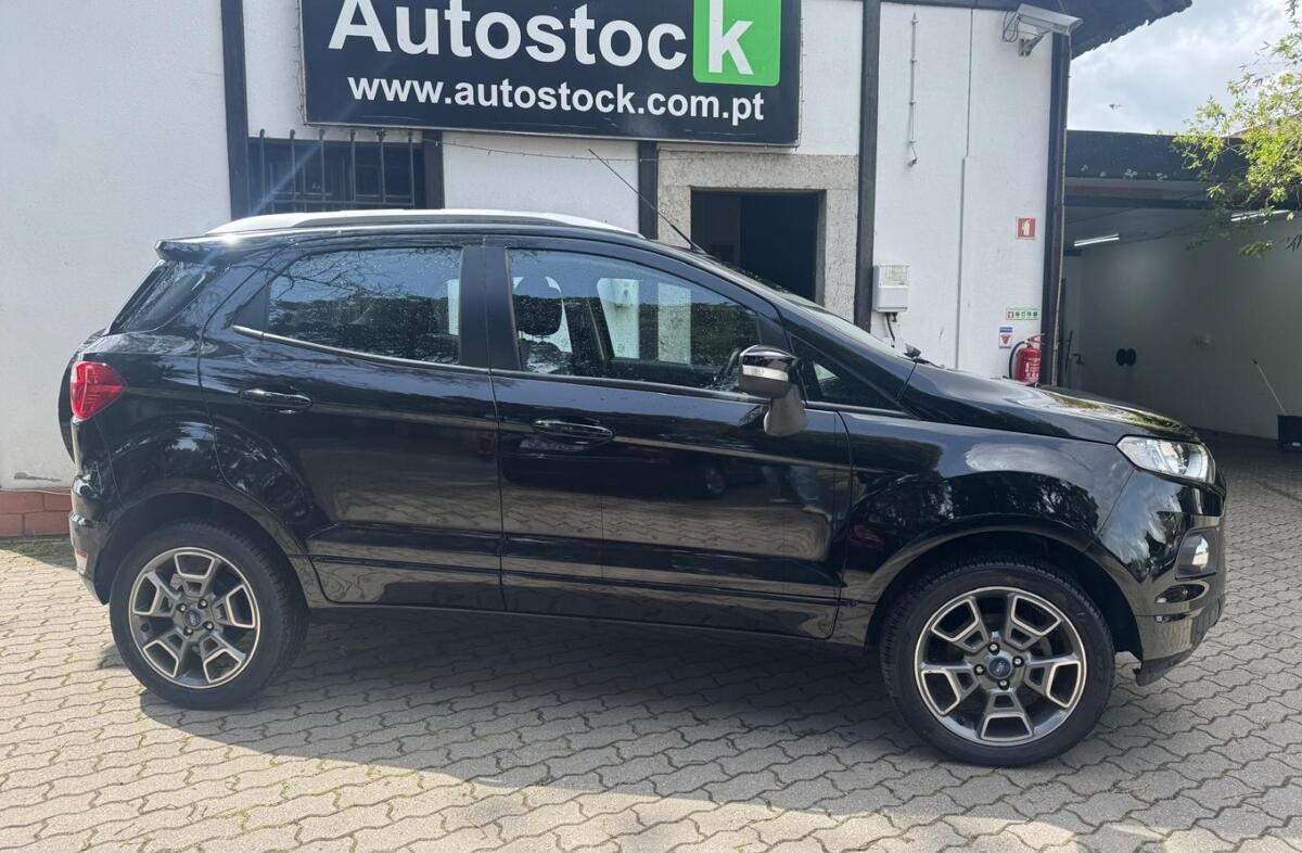 FORD EcoSport 1.5 TDCi Titanium