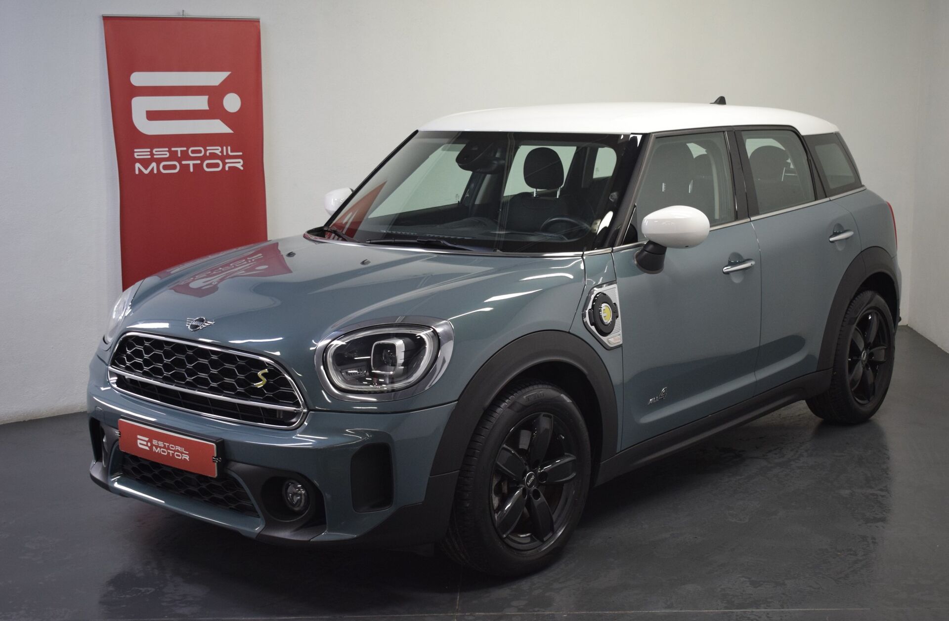 MINI Mini Countryman Mini Cooper SE Premium Essential Auto