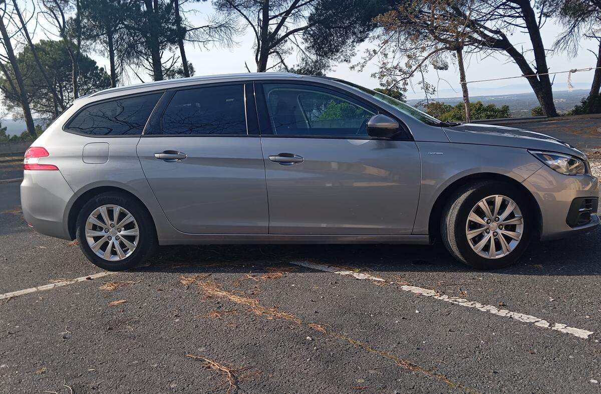 PEUGEOT 308 SW 1.5 BlueHDi Style