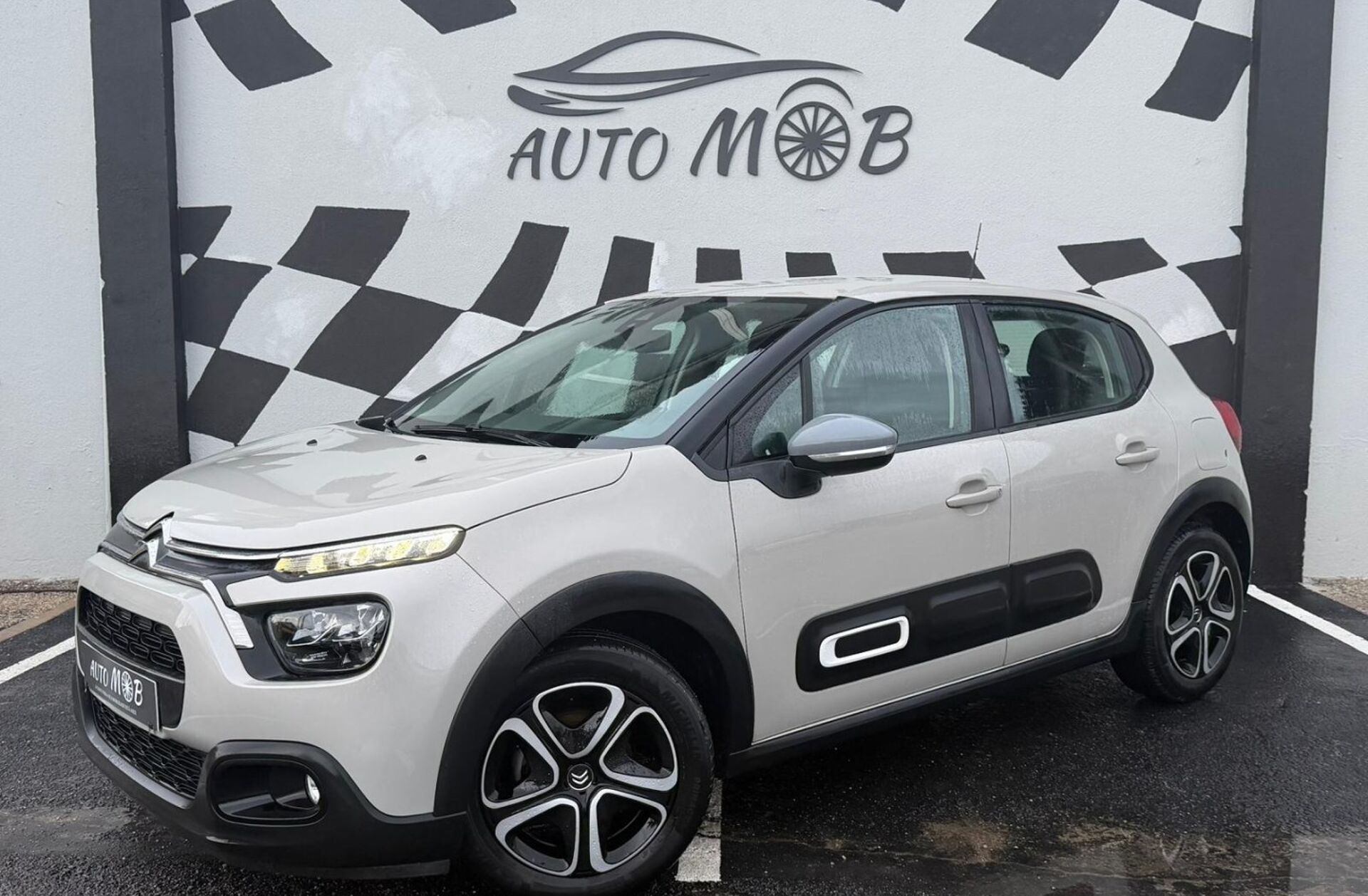 CITROEN C3 1.2 PureTech Shine