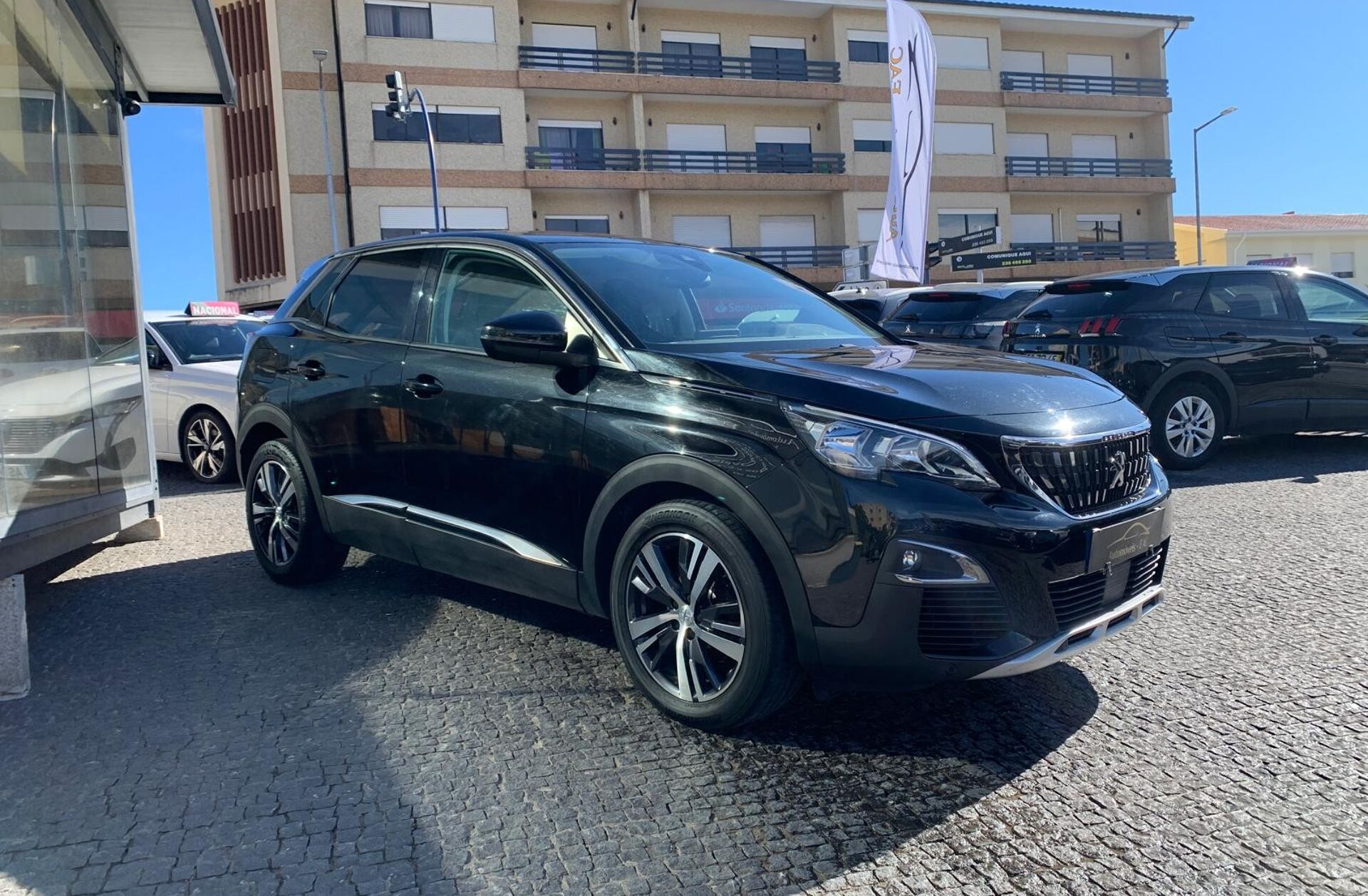 PEUGEOT 3008 1.5 BlueHDi Allure