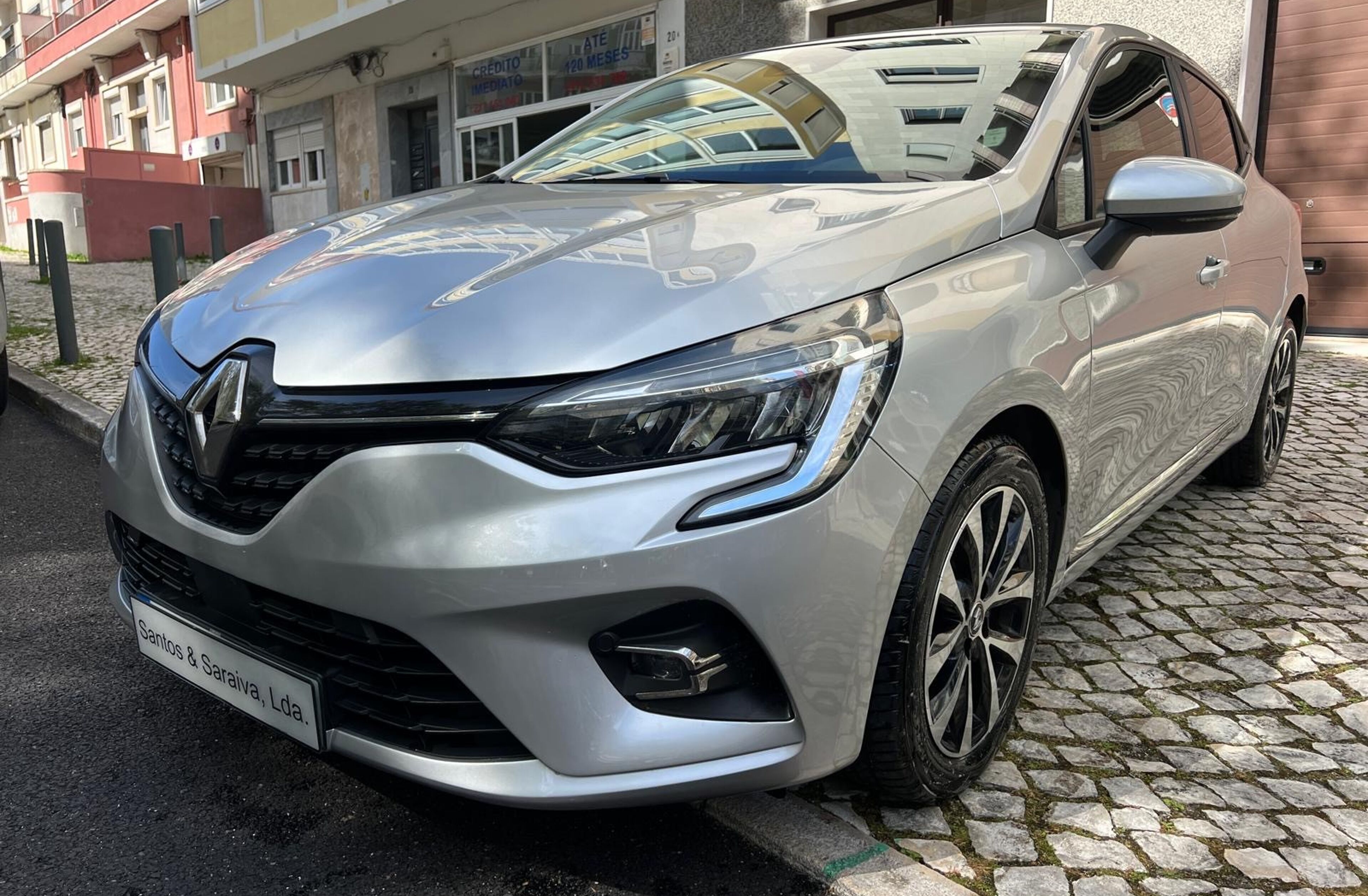 RENAULT Clio 1.0 TCe Limited